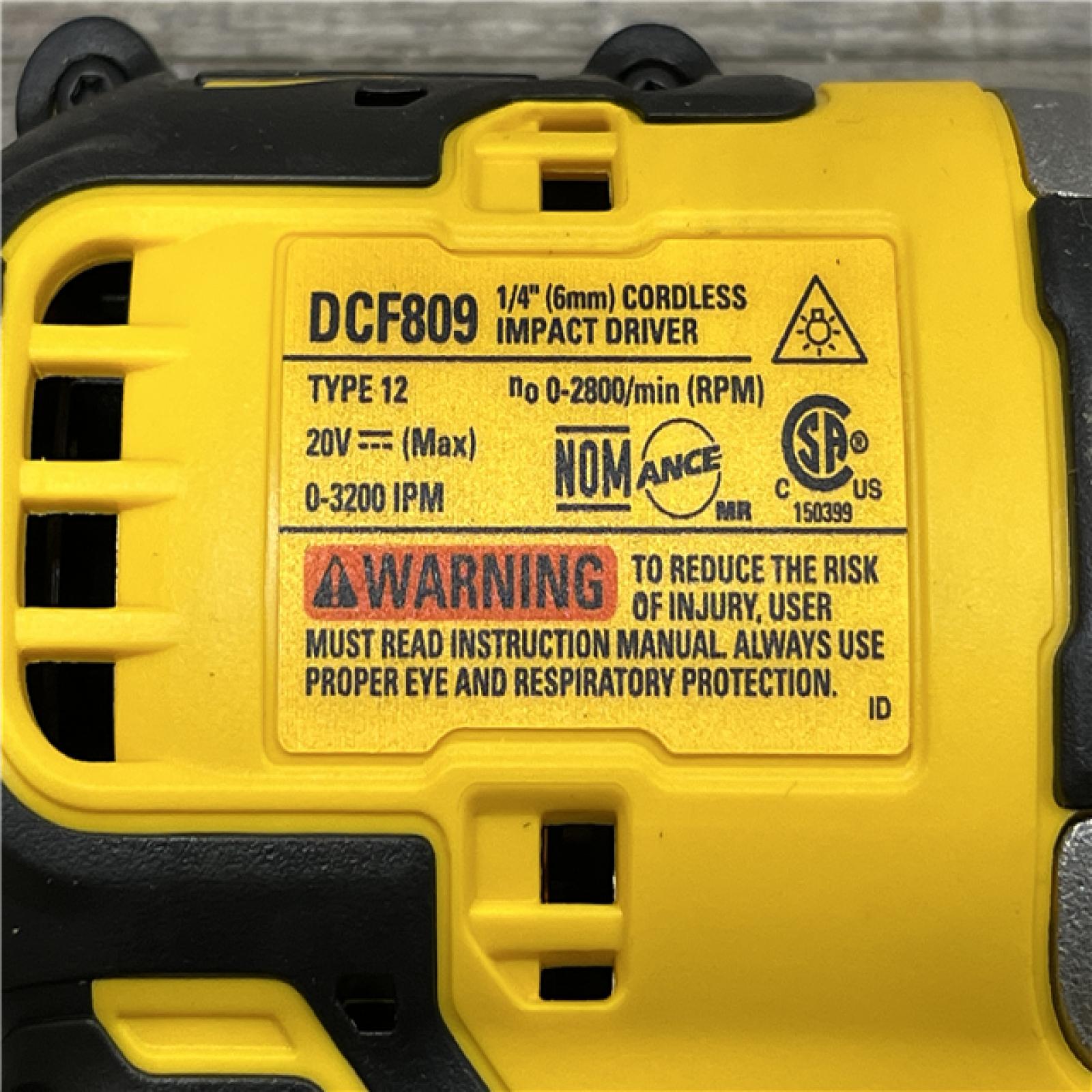 AS-IS DEWALT ATOMIC 20-Volt MAX Lithium-Ion Cordless Combo Kit