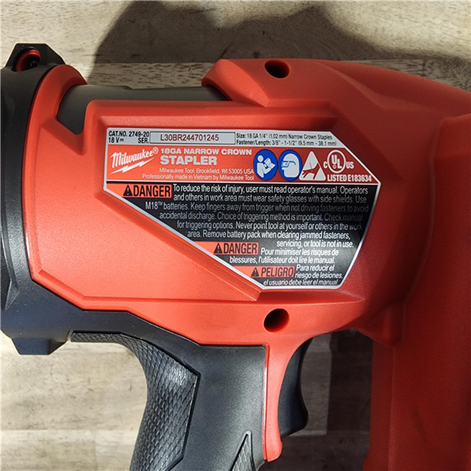 HOUSTON LOCATION - AS-IS (APPEARS LIKE NEW) MILWAUKEE FUEL 18-Volt Lithium-Ion Brushless Cordless 18-Gauge 1/4 in. Narrow Crown Stapler (Tool-Only)