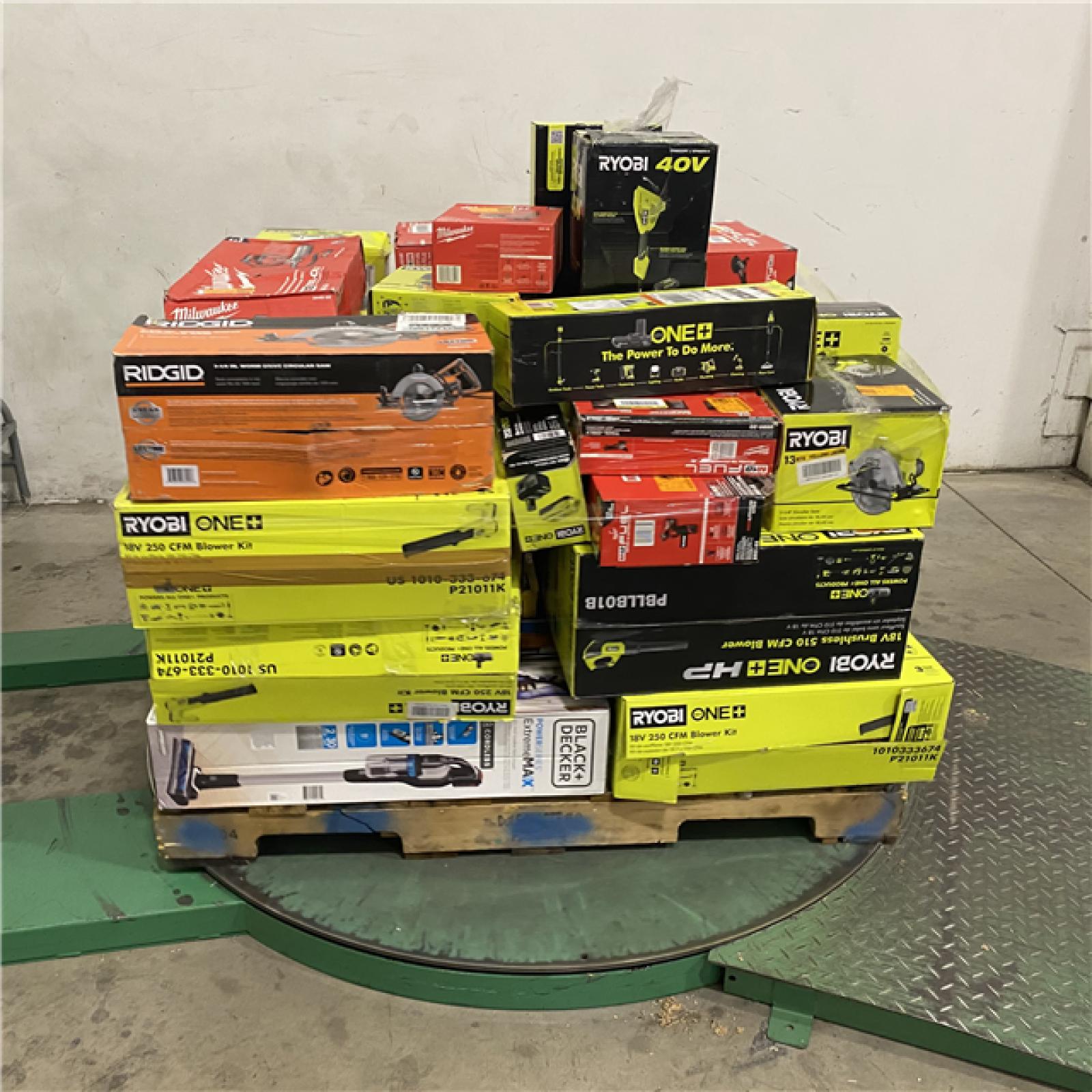 Dallas Location - As-Is Tool Pallet