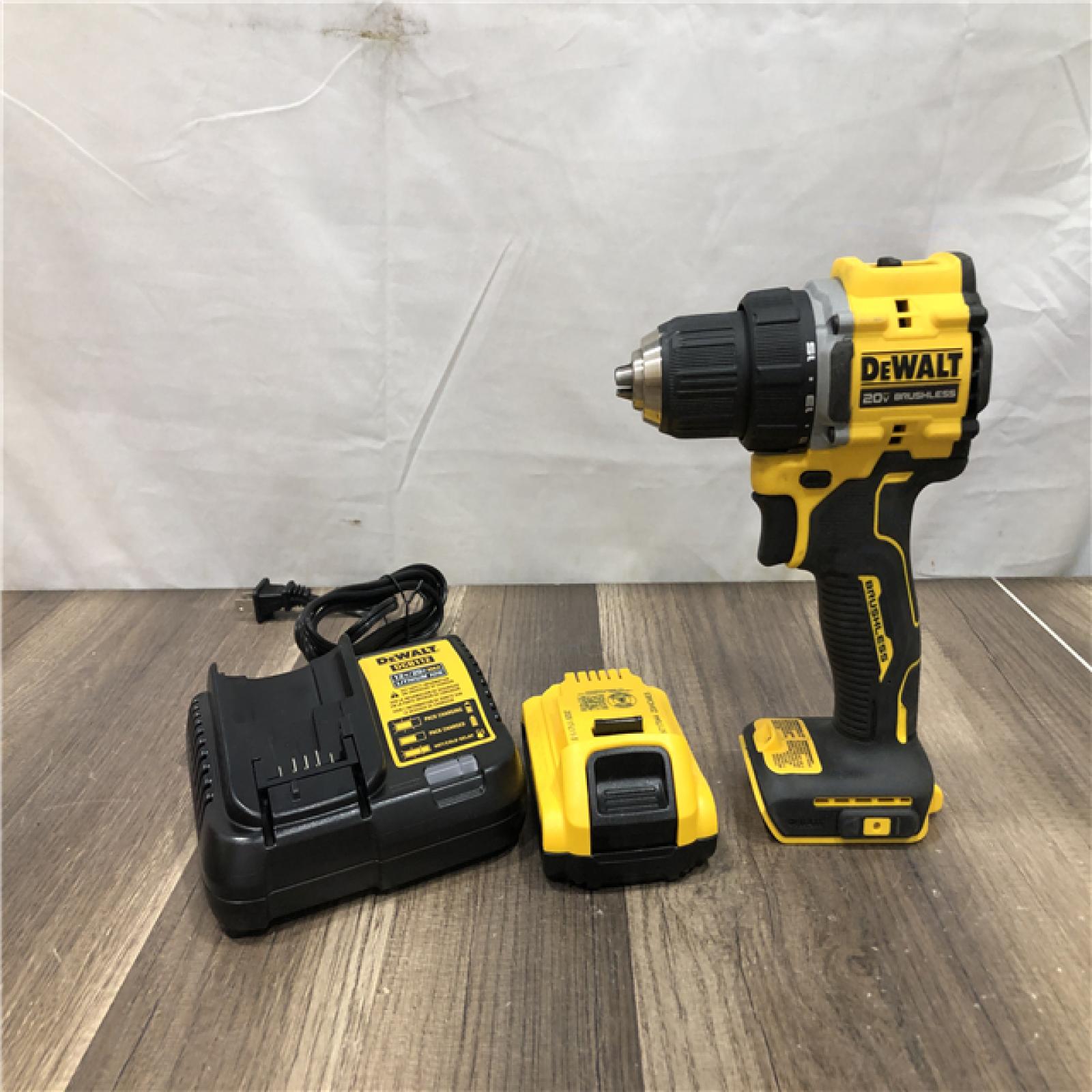 AS-IS DEWALT Atomic 20V Lithium-Ion Cordless Compact 1/2 in. Drill/Driver Kit