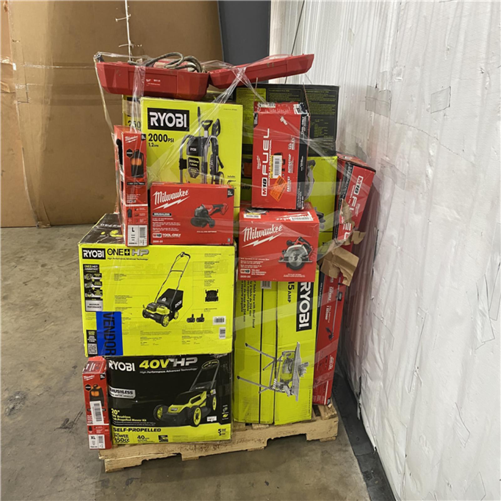 Houston Location AS IS - outdoor pallet