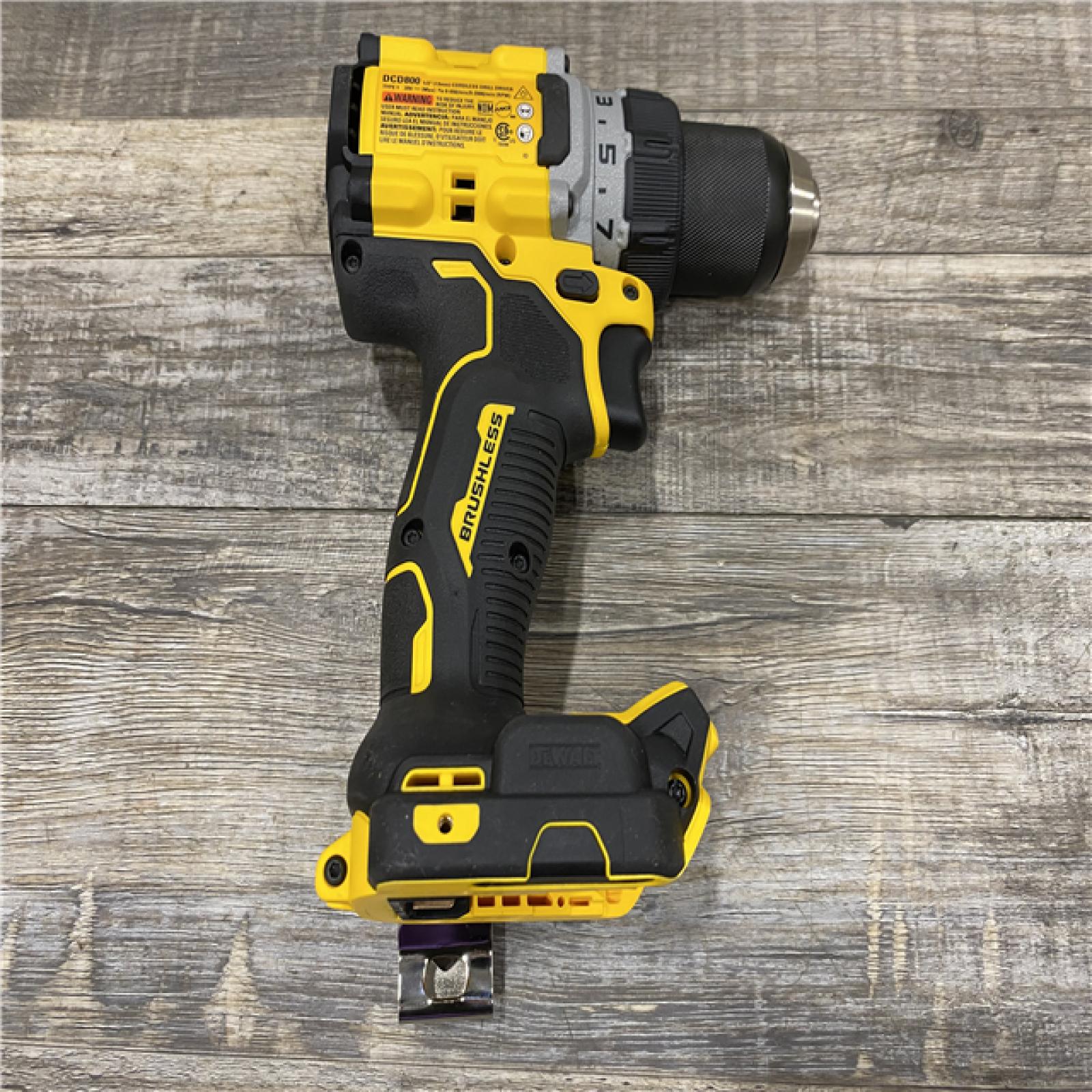 AS-IS DEWALT 20V MAX Lithium-Ion Cordless Brushless 1/2 in. Drill Driver Kit
