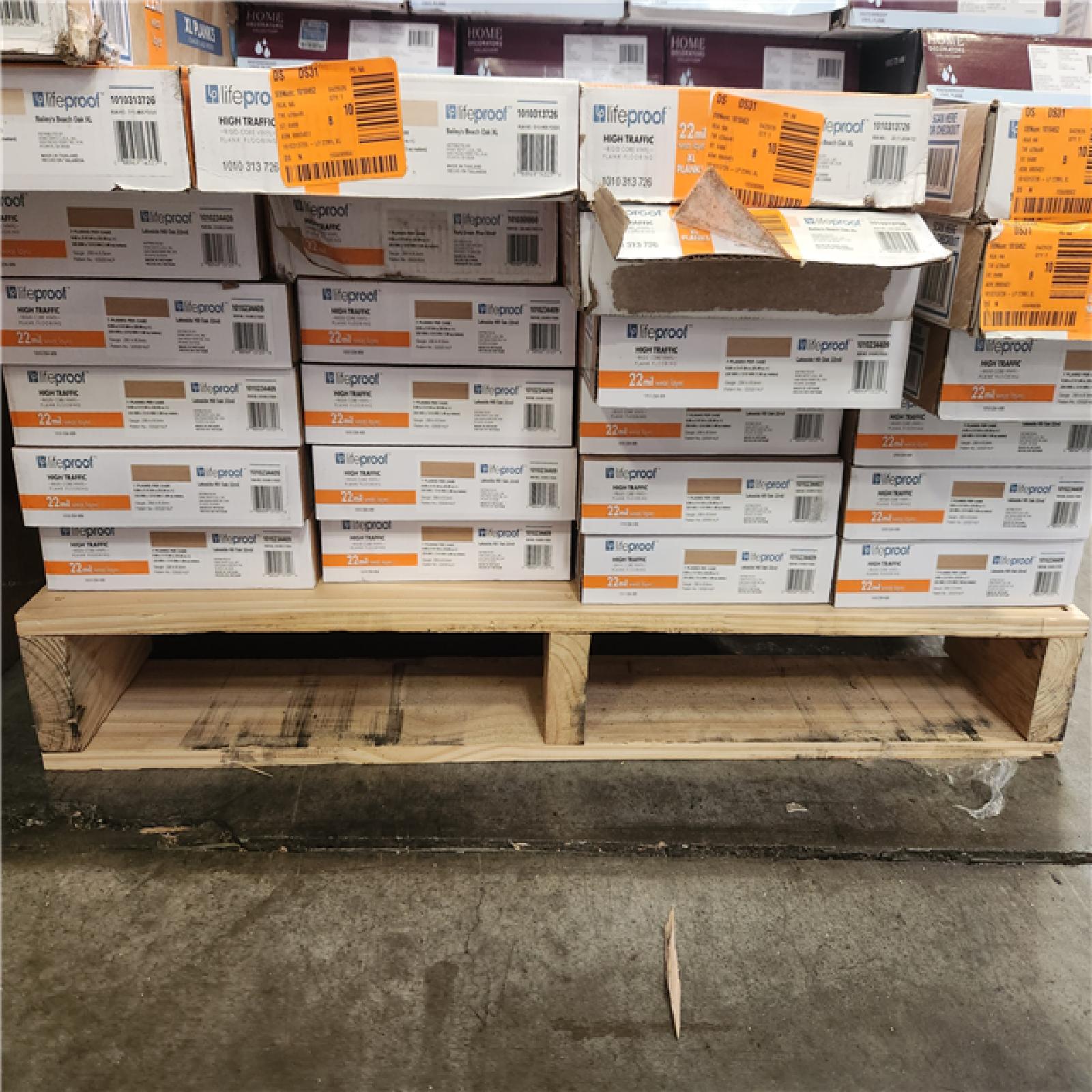 Phoenix AS-IS Mixed Vinyl  Flooring Pallet (44-Cases)