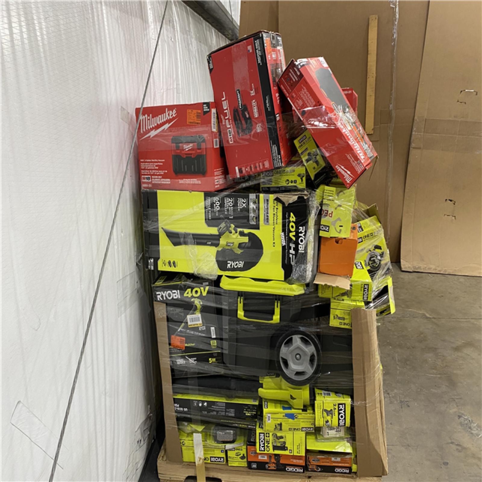 Houston Location AS IS - Tool Pallet
