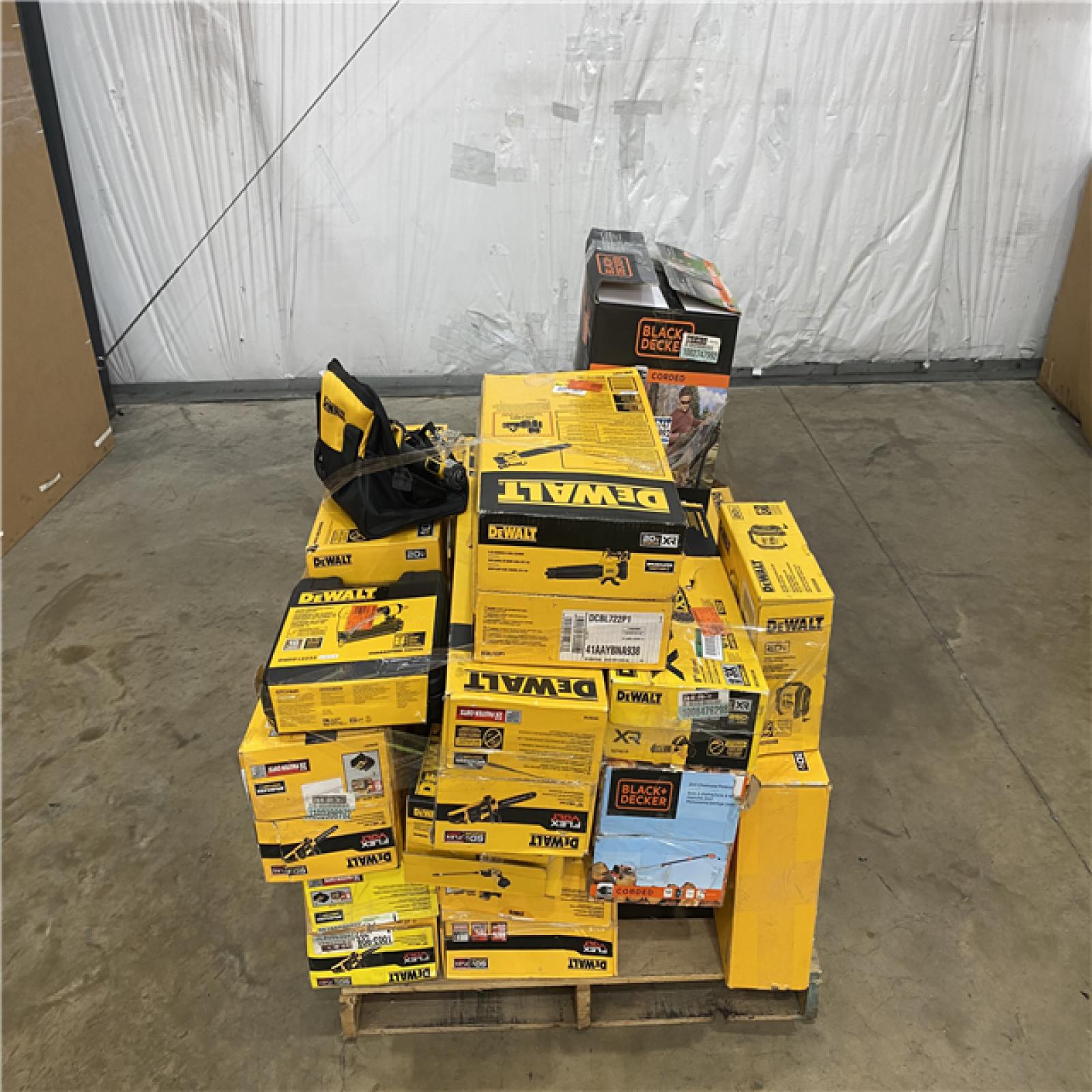 Houston Location AS IS - Tool Pallet