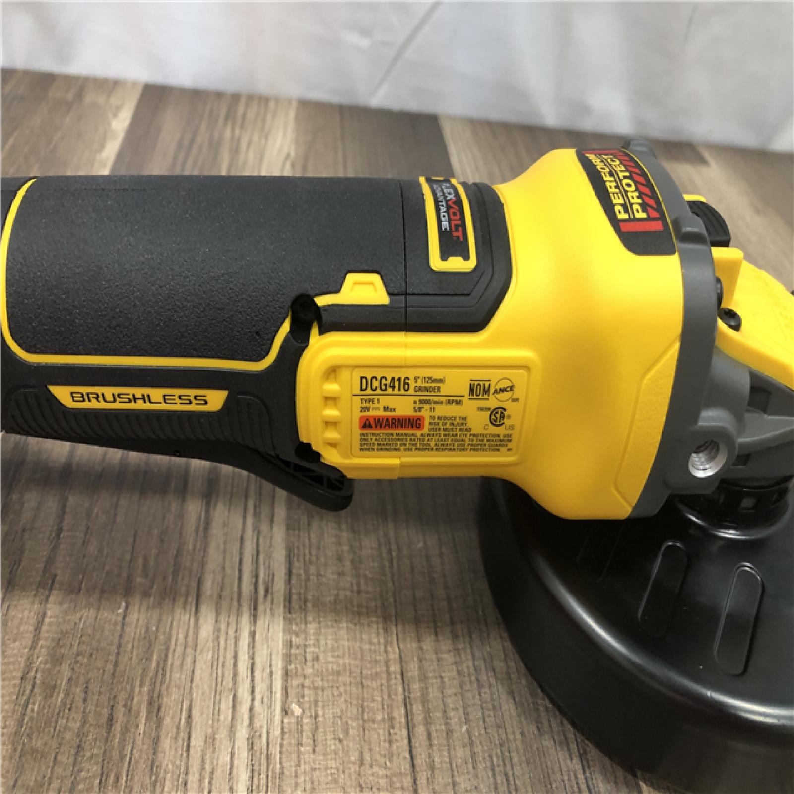 AS-IS DEWALT 20V Cordless Brushless 4-1/2 in. - 5 in. Variable Speed Angle Grinder with FLEXVOLT Advantage (Tool-Only)