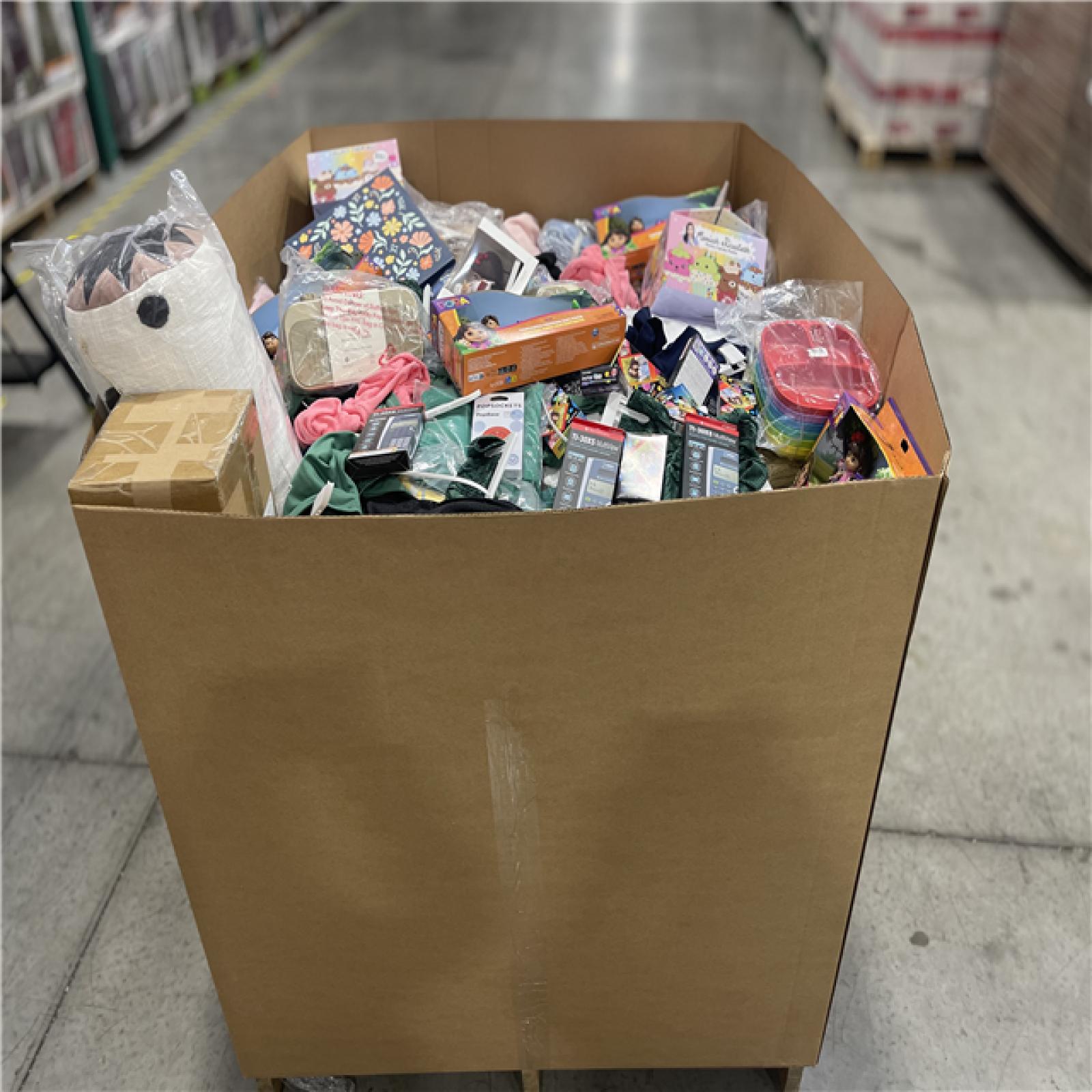 DALLAS LOCATION- NEW!- BULLSEYE MIXED PALLET