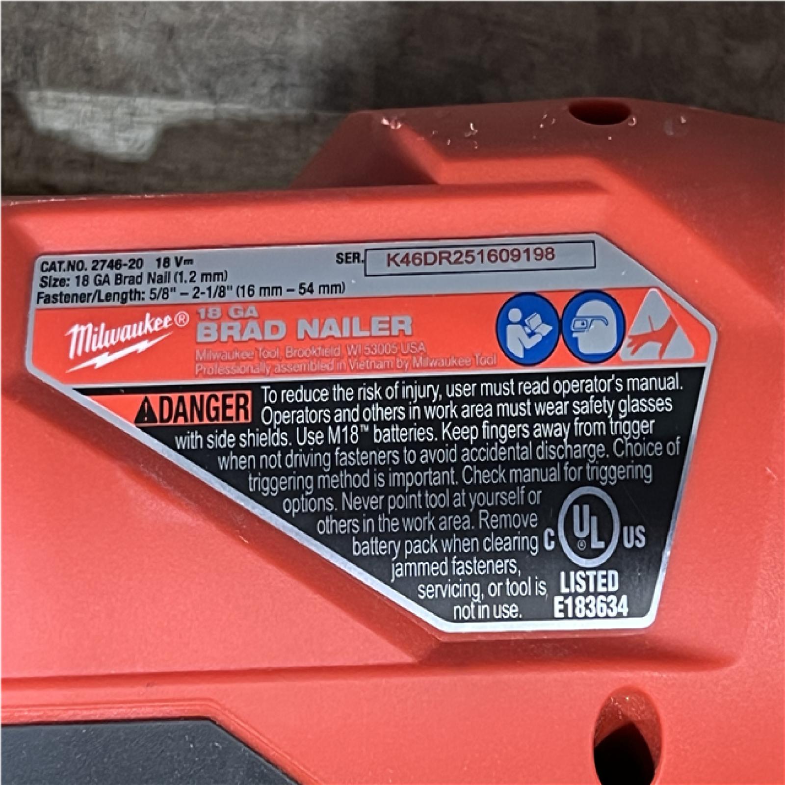 Houston Location AS-IS Milwaukee FUEL 18-Volt Lithium-Ion Brushless Cordless Gen II 18-Gauge Brad Nailer (Tool-Only)