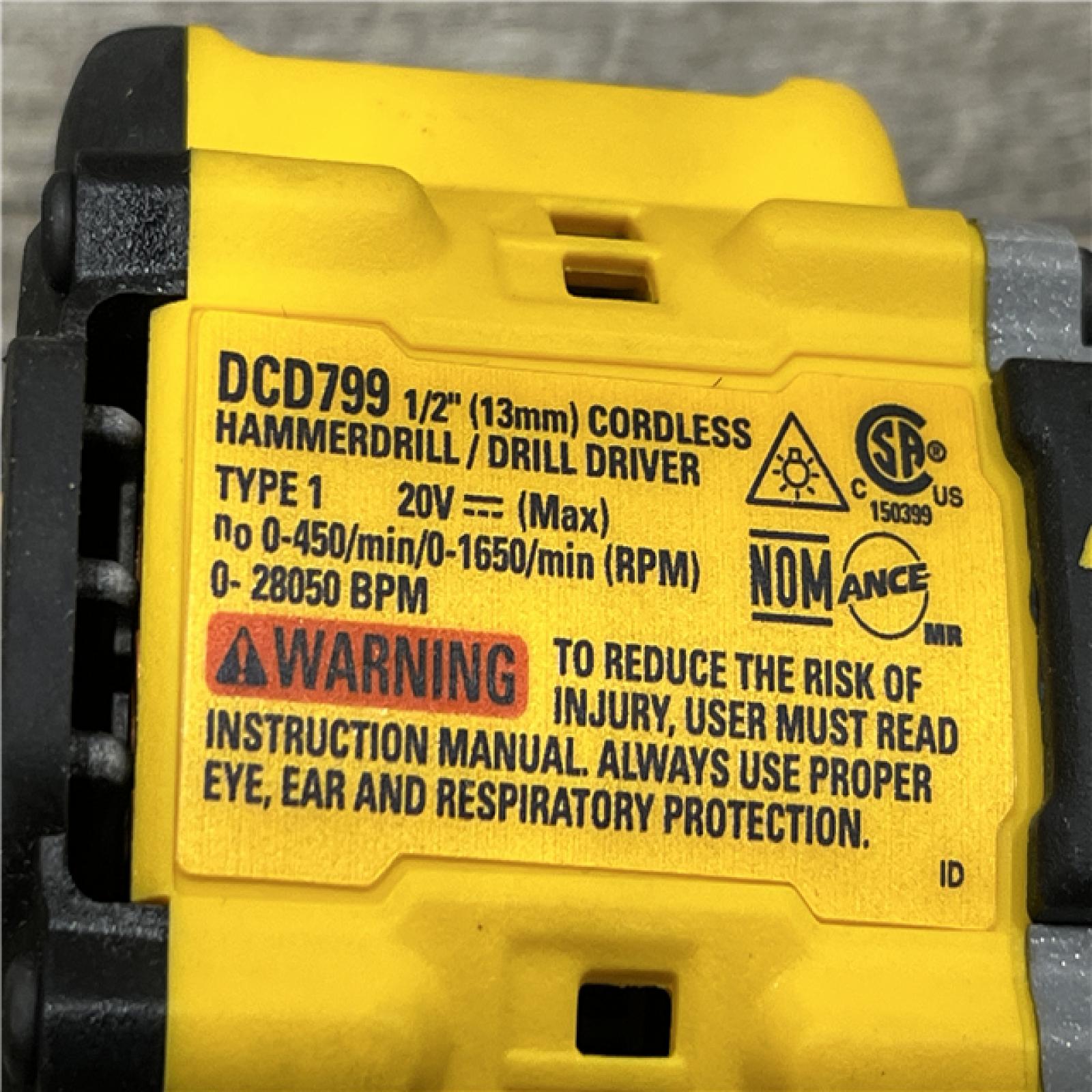 AS-IS DEWALT ATOMIC 20V Lithium-Ion Cordless 1/2 in. Hammer Drill Kit