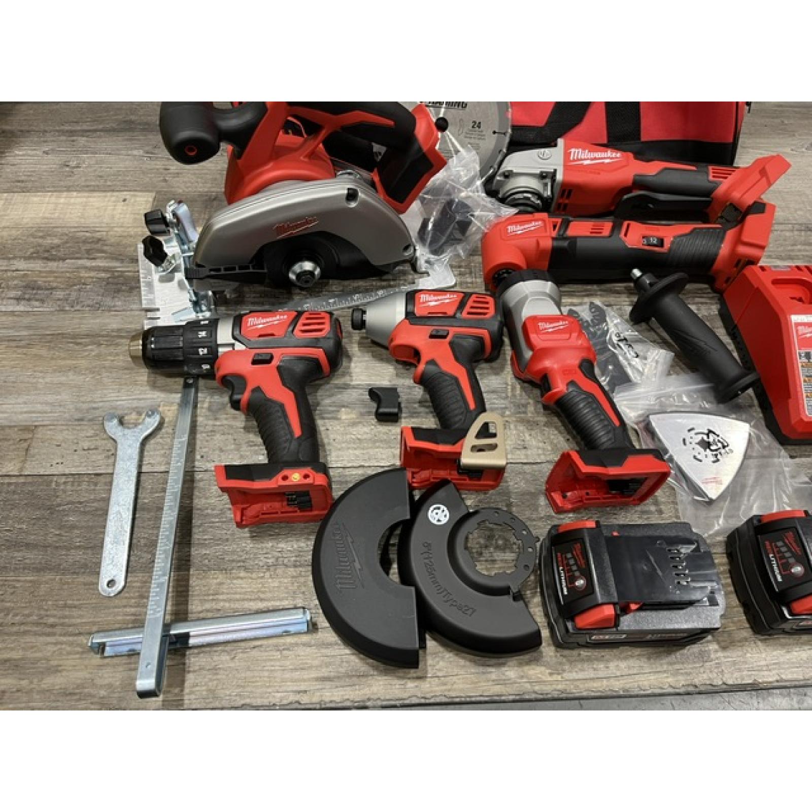 AS-IS Milwaukee 18-Volt Lithium-Ion Cordless (6-Tool) Combo Kit