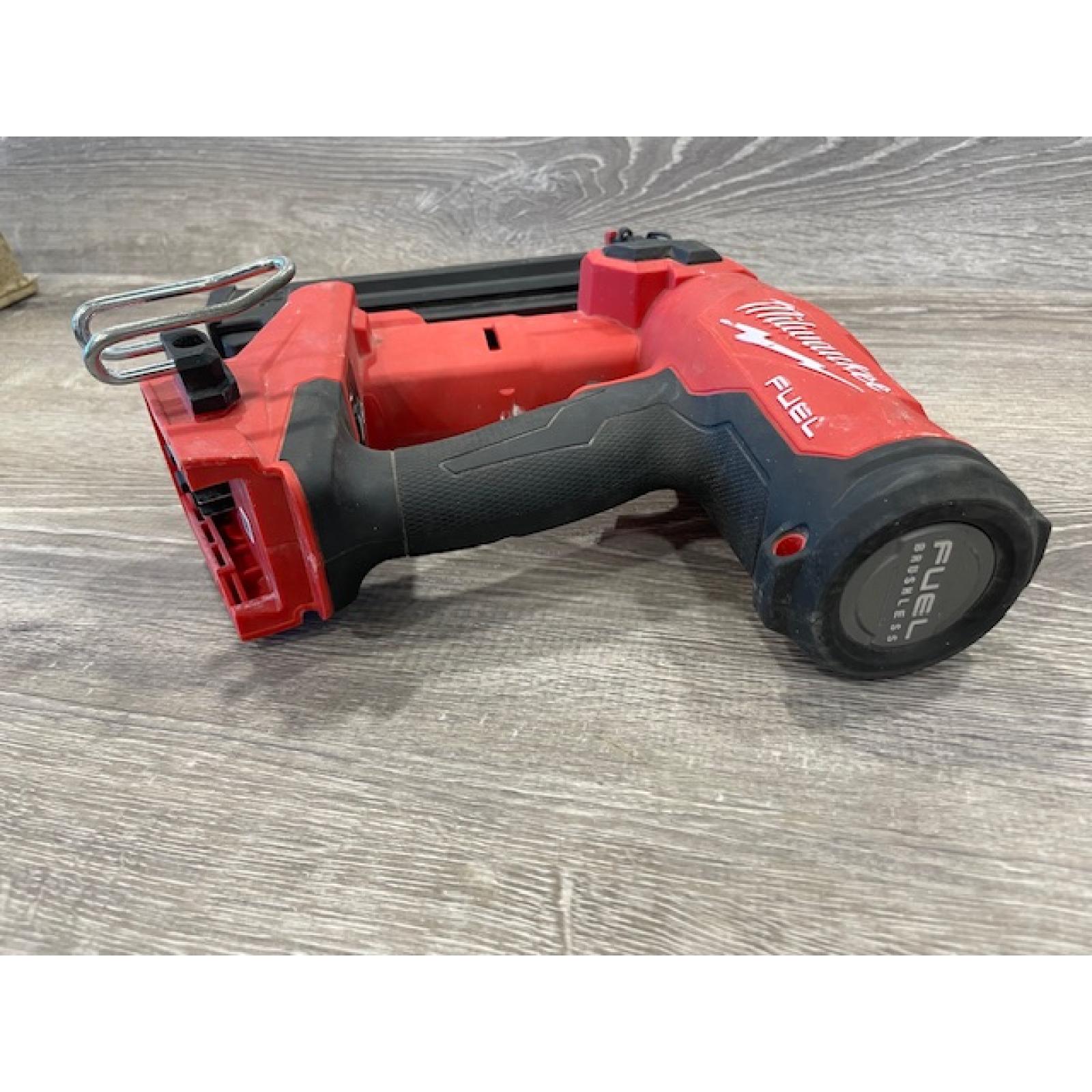 AS-IS Milwaukee FUEL 18-Volt Lithium-Ion Brushless Cordless Gen II 18-Gauge Brad Nailer (Tool-Only)
