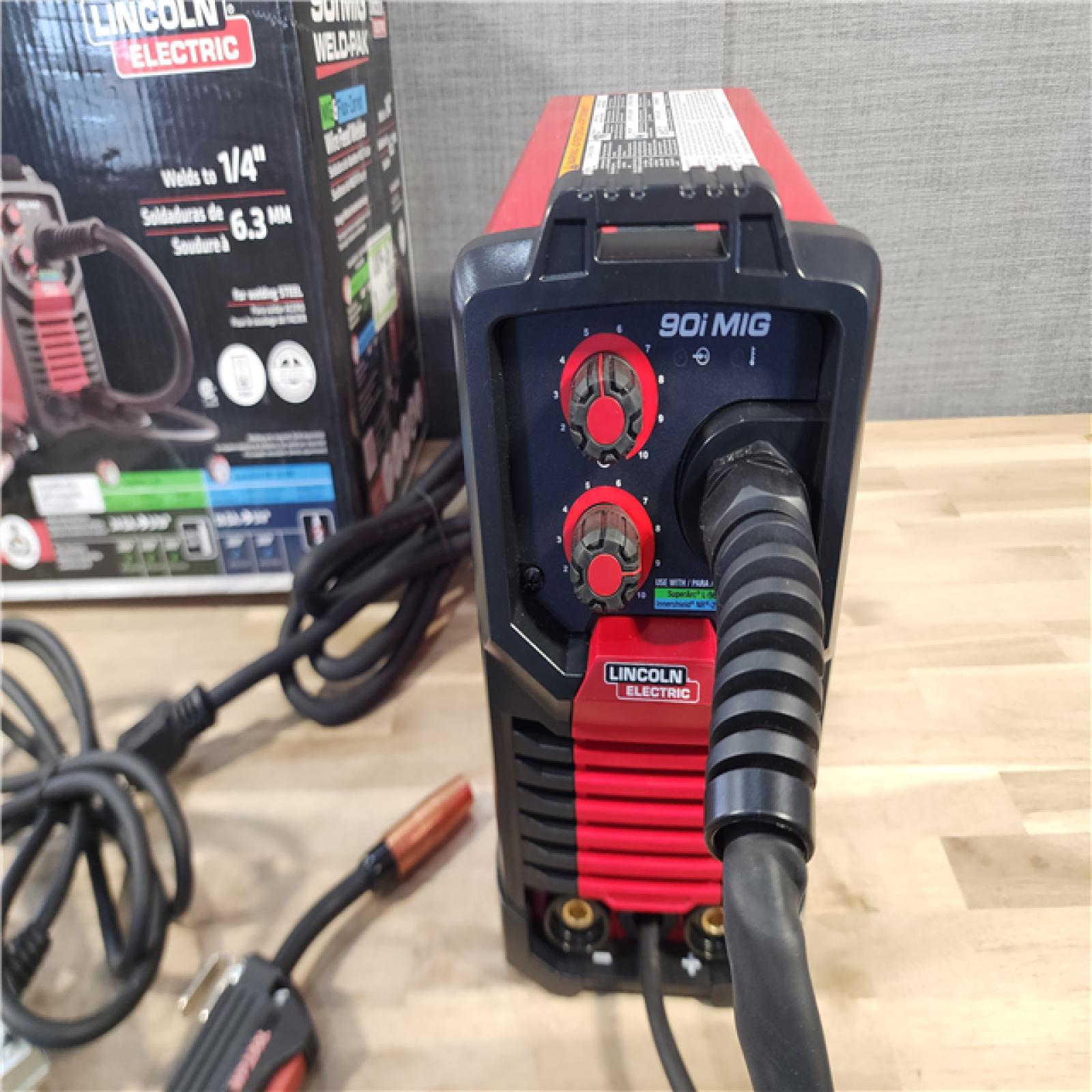 HOUSTON LOCATION - AS-IS Lincoln Electric WELD-PAK 90i MIG and Flux-Cored Wire Feeder Welder with Gas Regulator