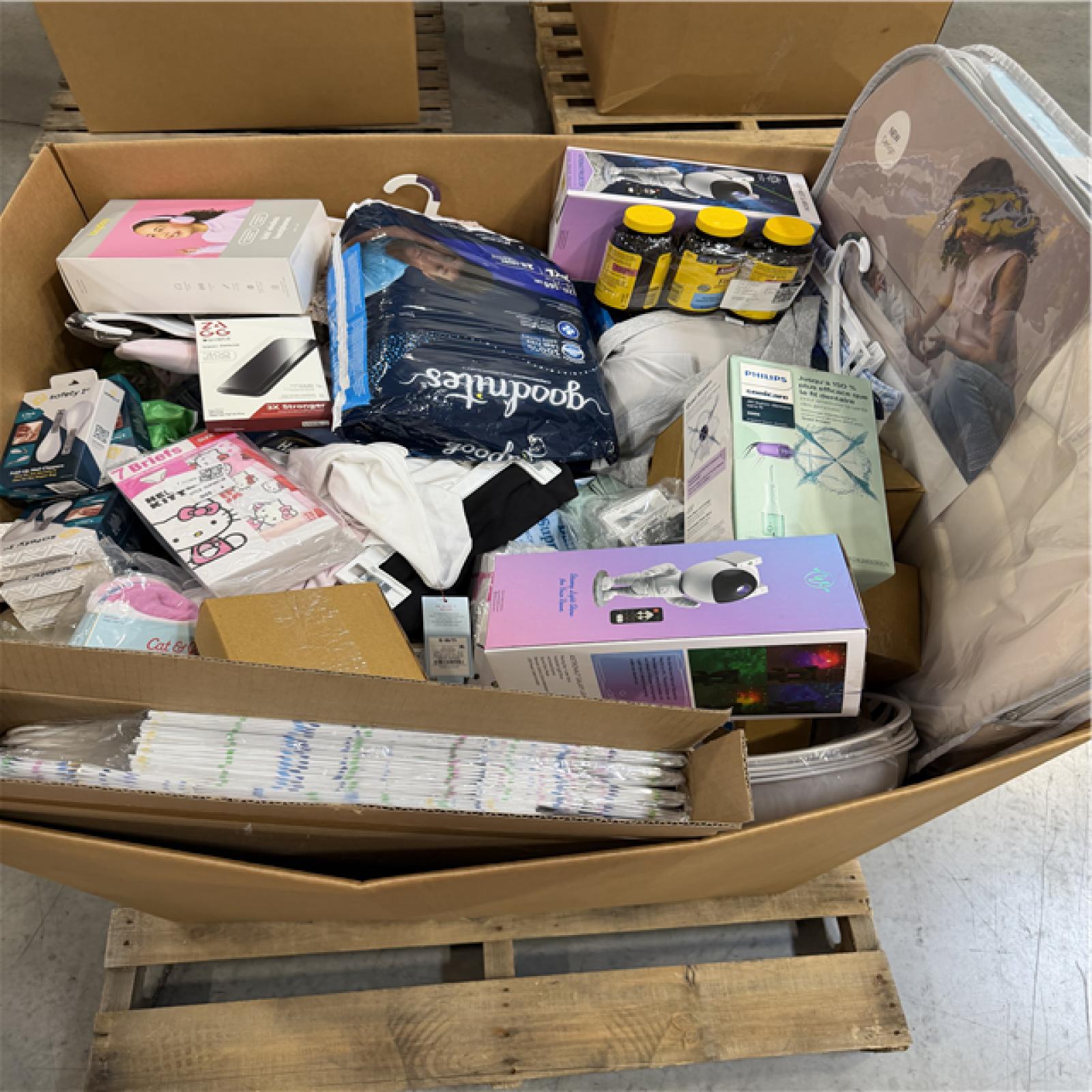 DALLAS LOCATION- NEW!- BULLSEYE MIXED PALLET (APPROX. 200 UNITS)