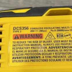 AS-IS DEWALT 20V MAX XR Cordless Brushless 3-Speed Oscillating Multi Tool Kit