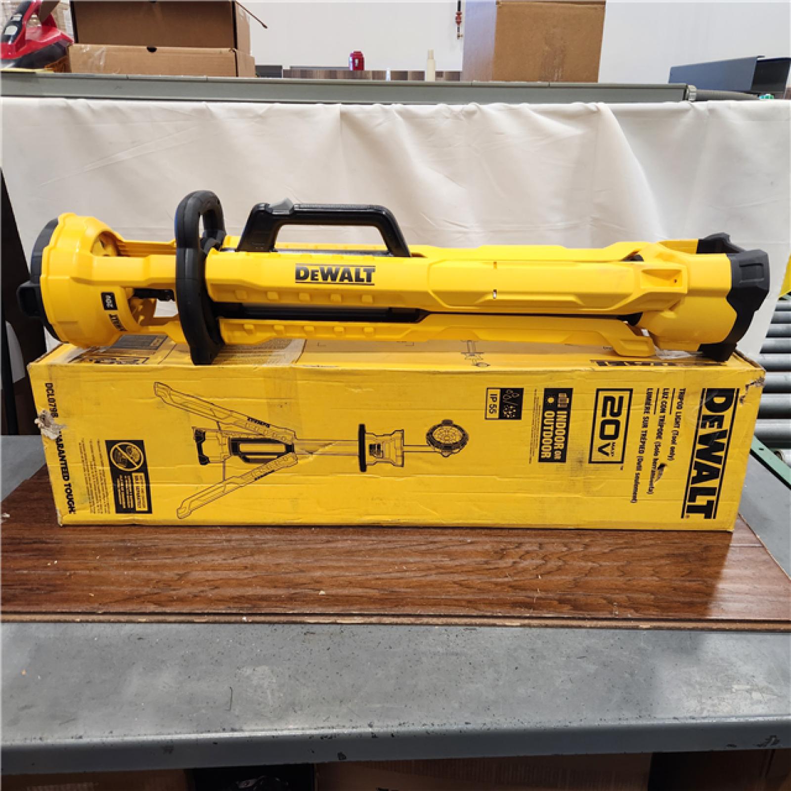 AS-IS DEWALT DCL079B LED Tripod Light, 20V MAX
