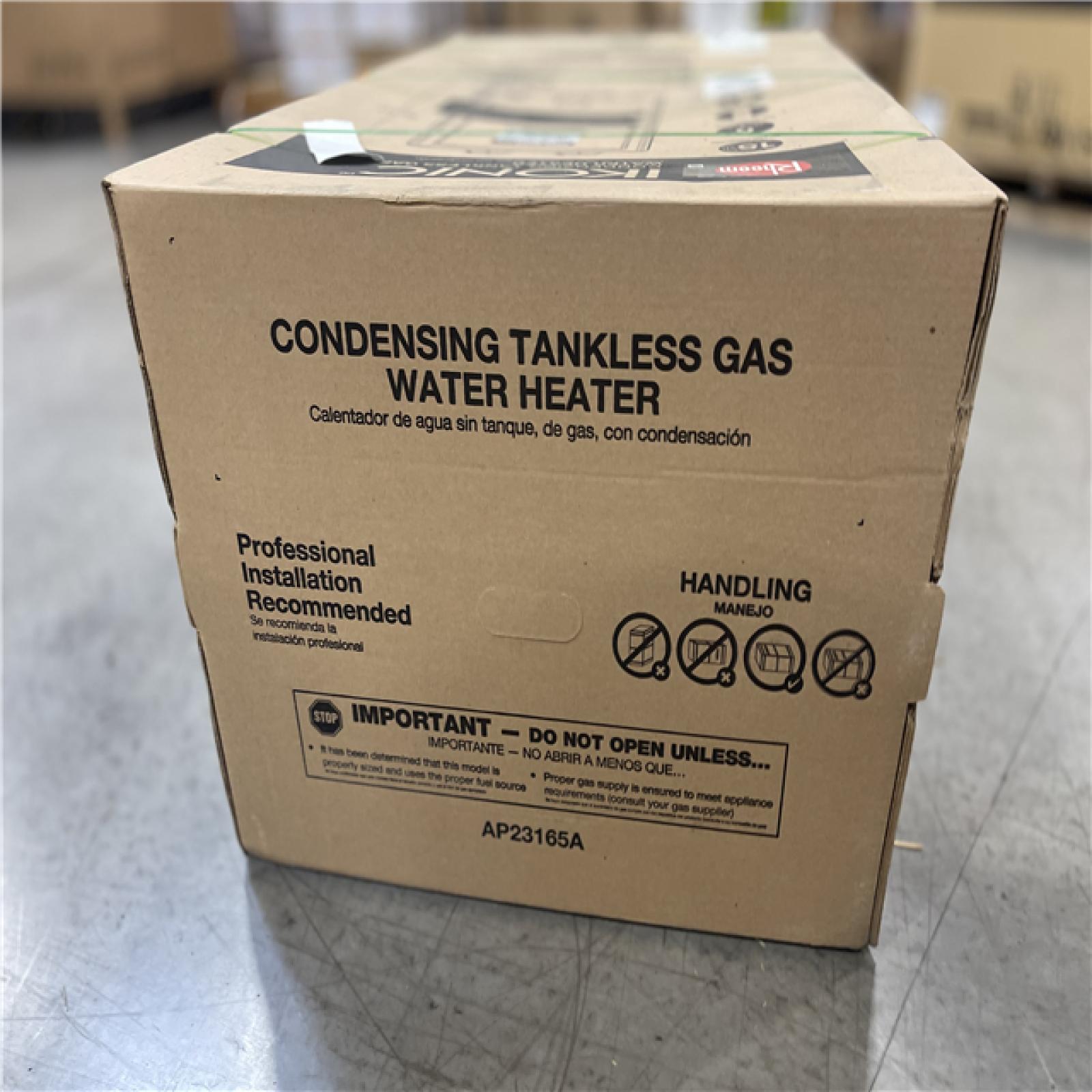 NEW! - Rheem IKONIC™ 199 MBH Indoor Condensing Natural Gas/Propane Gas Tankless Water Heater