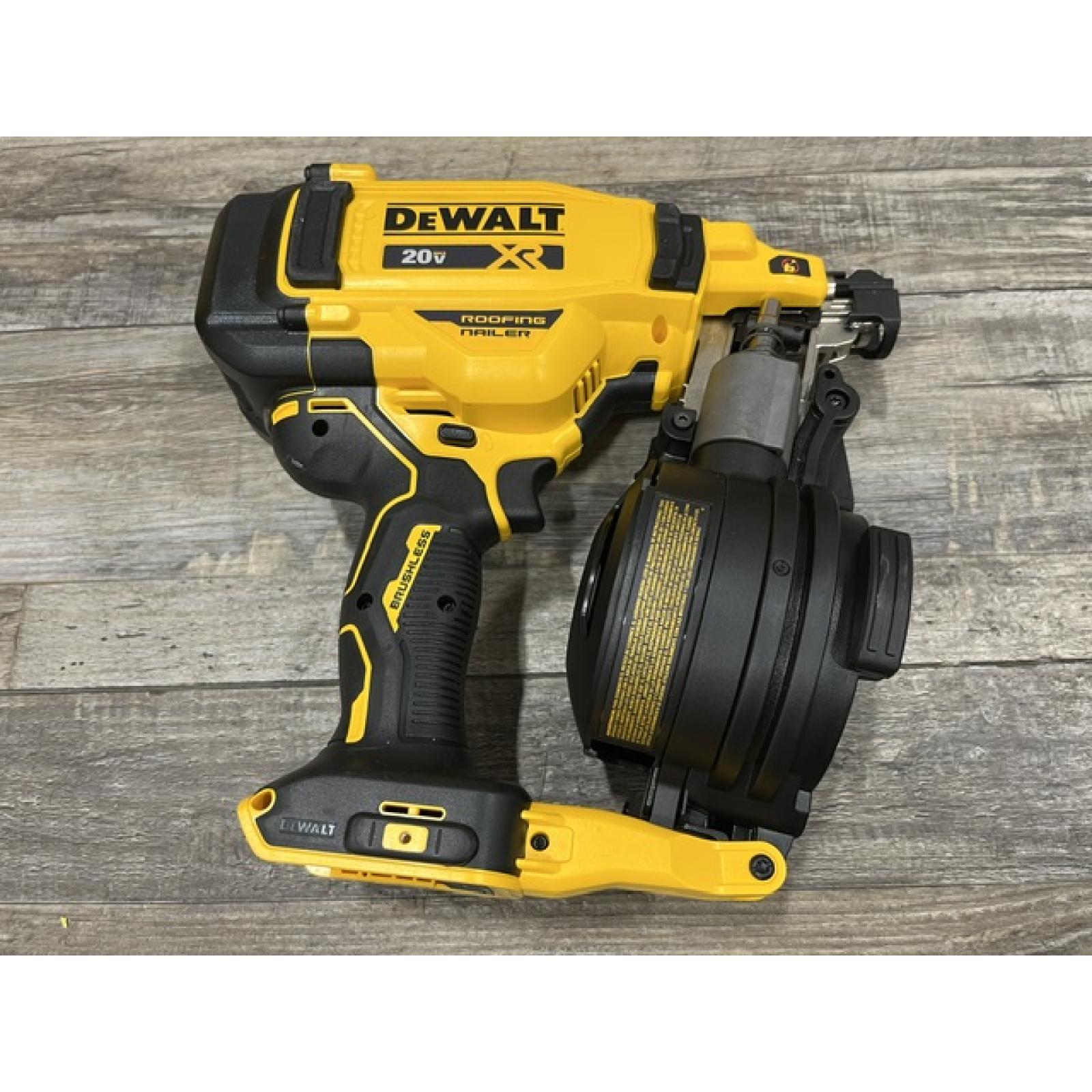 AS-IS DEWALT 20V MAX Lithium-Ion 15-Degree Electric Cordless Roofing Nailer Kit