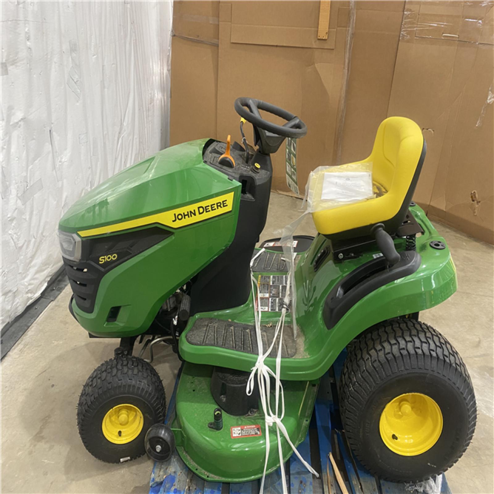 Houston Location - AS-IS Outdoor Power Equipment JOHN DEERE S100 42 INCH SIT DOWN MOWER