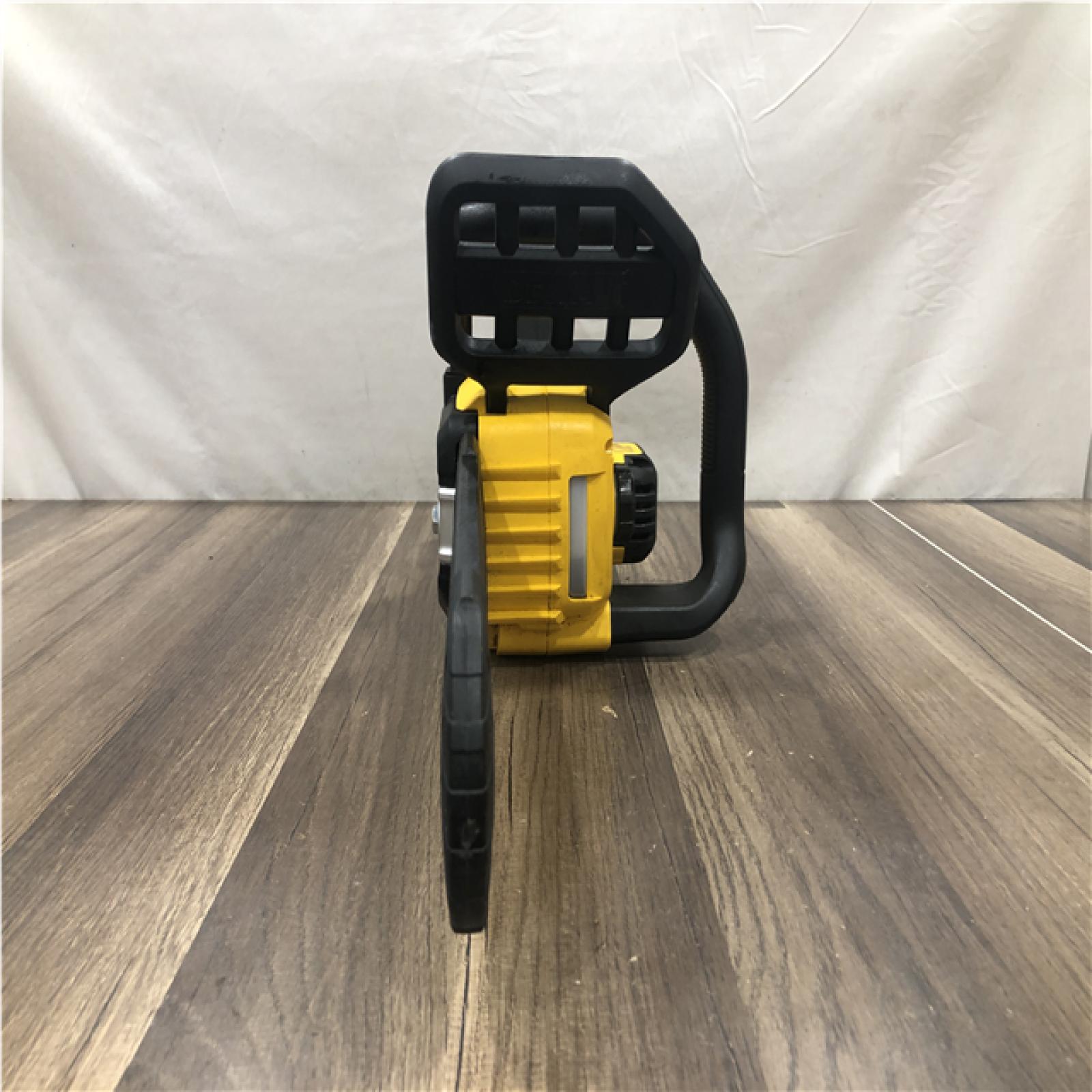 AS-IS DEWALT 20V MAX Compact 12 Brushless Cordless Chainsaw Kit