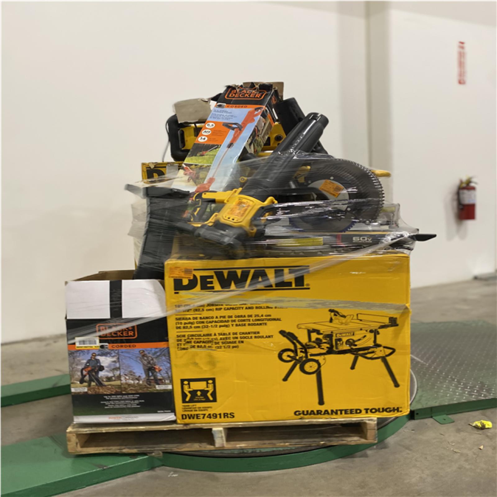 Dallas Location - As-Is Tool Pallet
