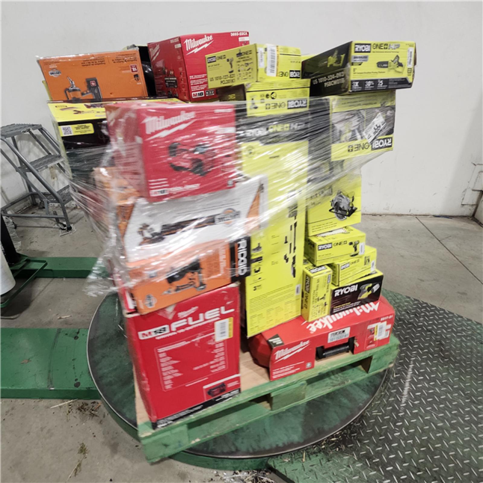 Dallas Location - As-Is Tool Pallet