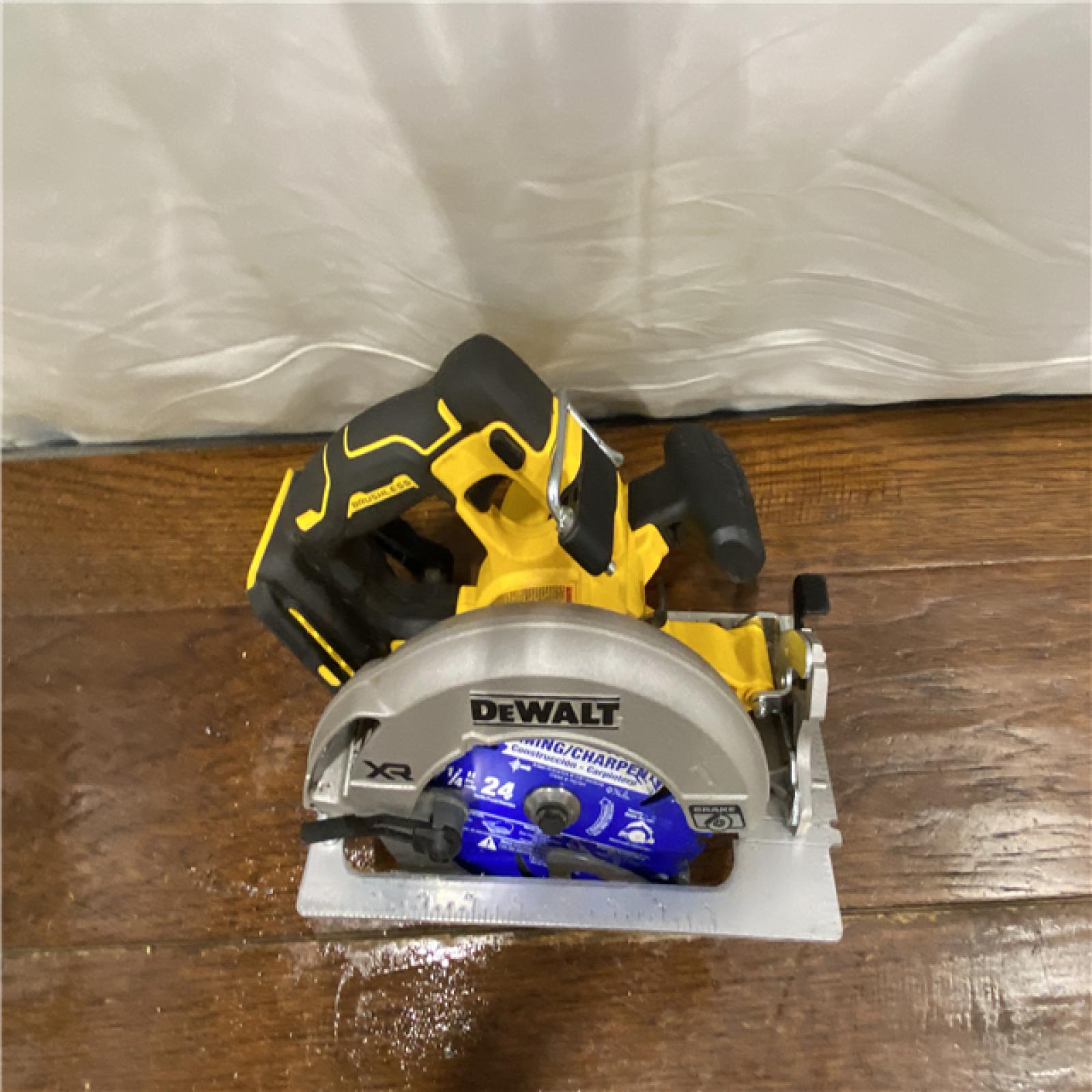 AS-IS DEWALT 20-Volt MAX 7-1/4 in. Cordless Circular Saw (Tool Only)