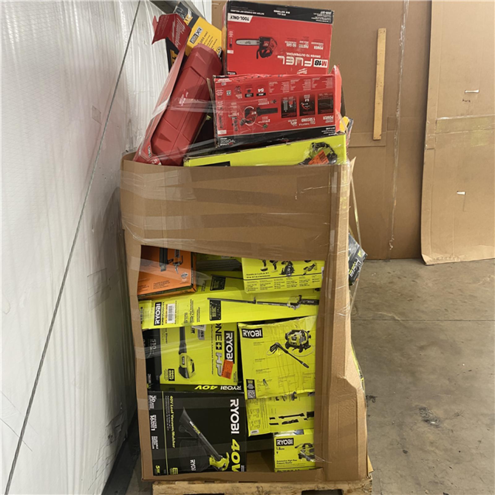 Houston Location AS IS - Tool Pallet