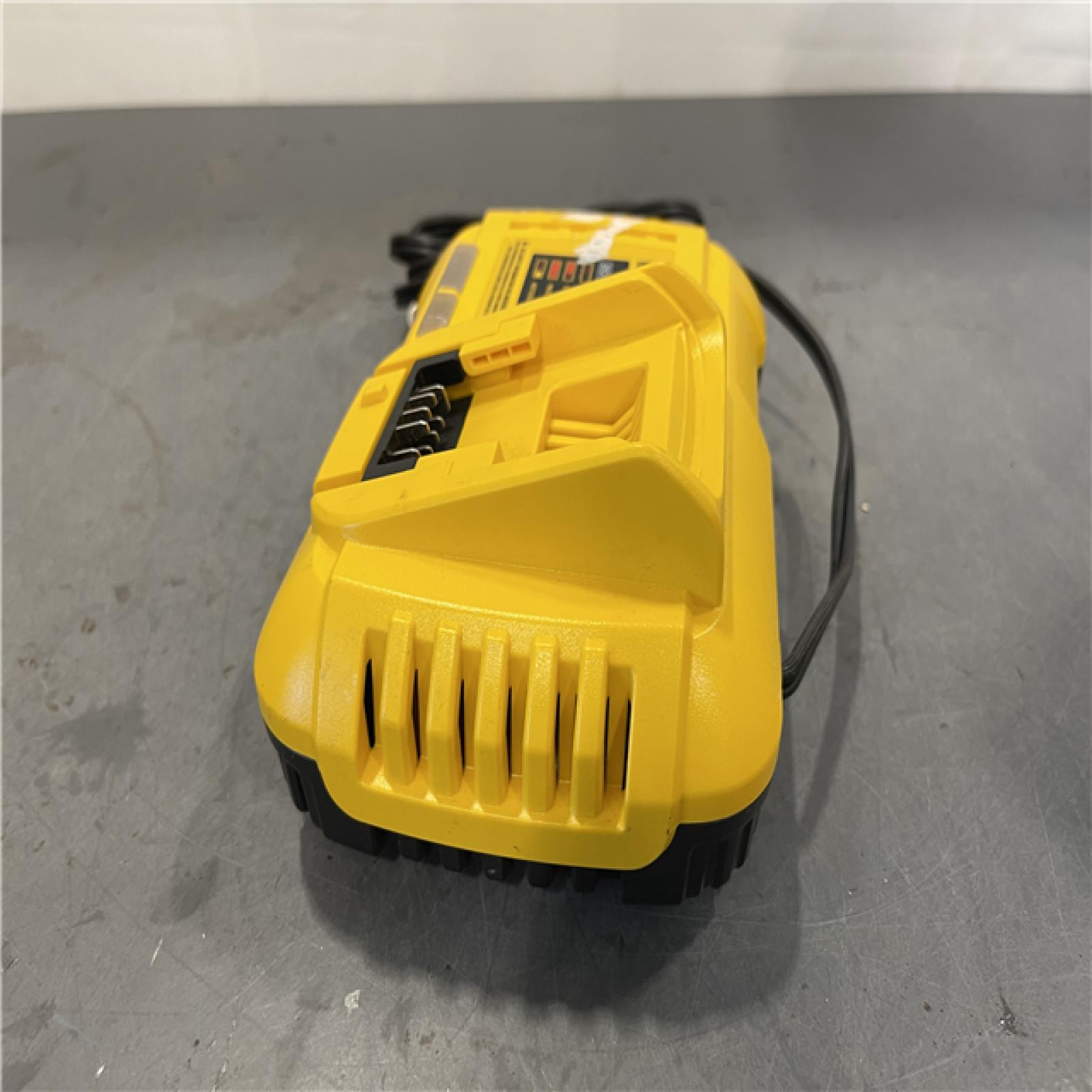 AS-IS - DeWalt 20V MAX / 60V MAX FLEXVOLT Lithium-Ion Fan Cooled Fast Battery Charger