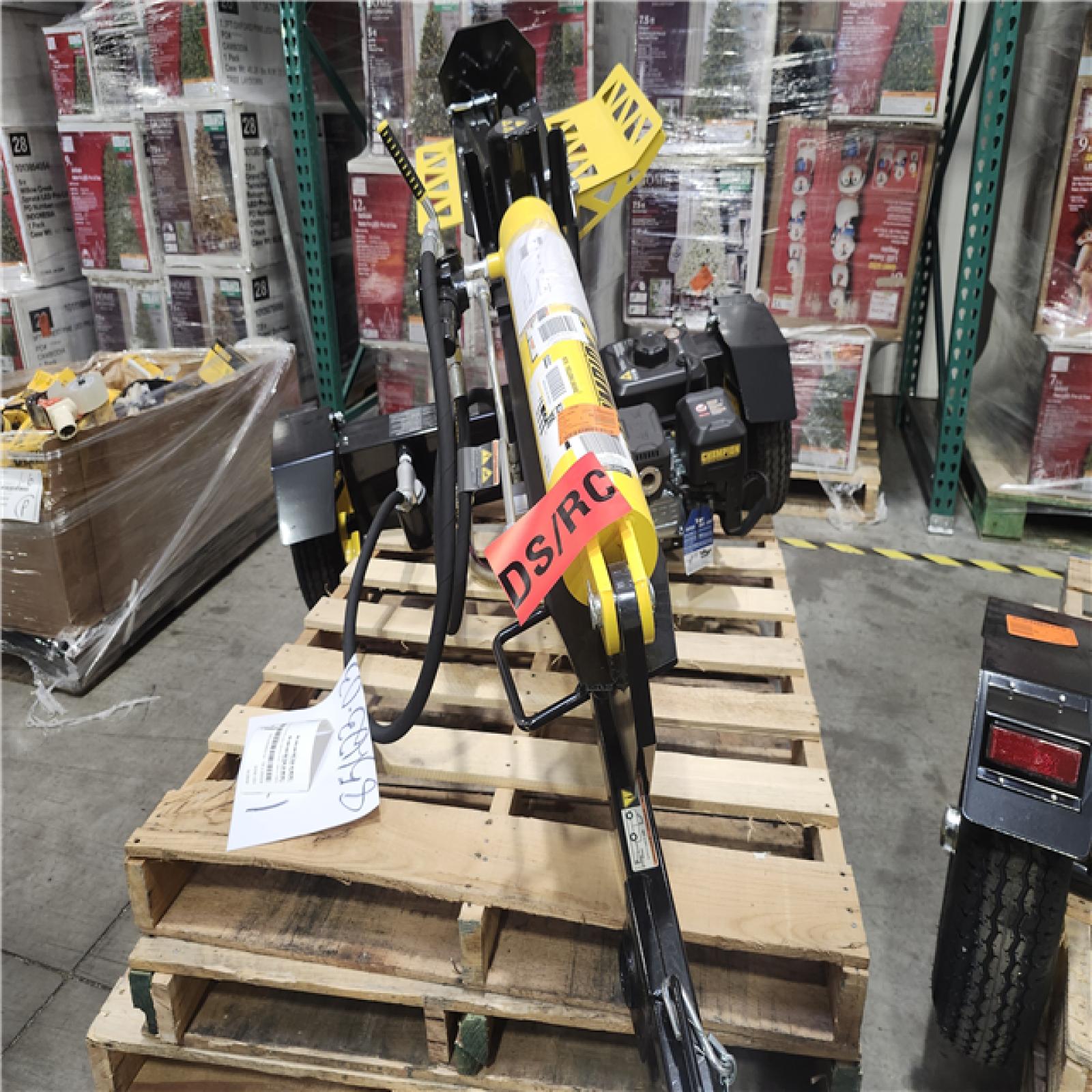 Dallas Location - As-Is Champion Power Equipment 27 Ton 224 cc Gas Log Splitter