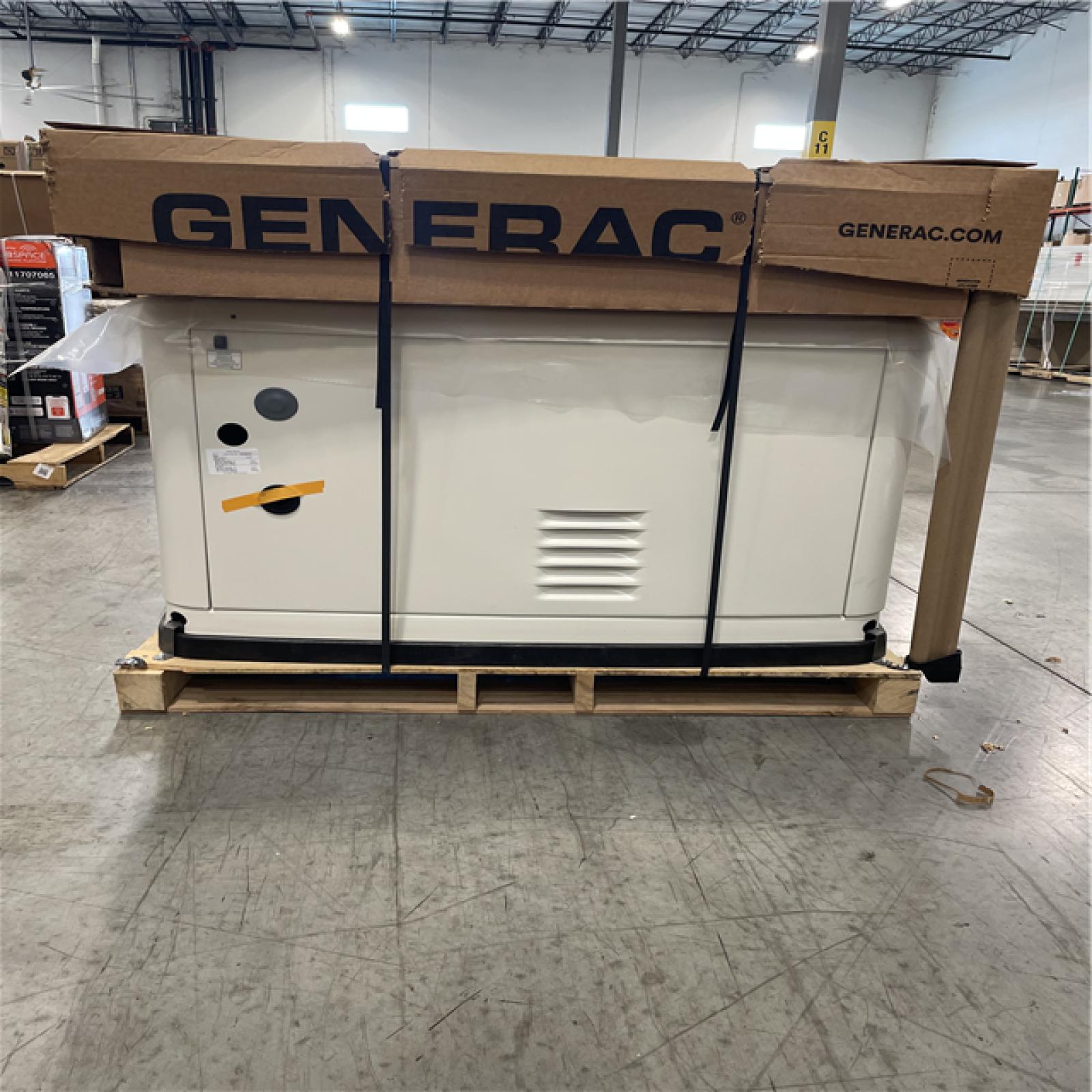 DALLAS LOCATION- GENERAC 22kW - Dual Fuel Air- Cooled Whole House Home Standby Generator With Transfer Switch
