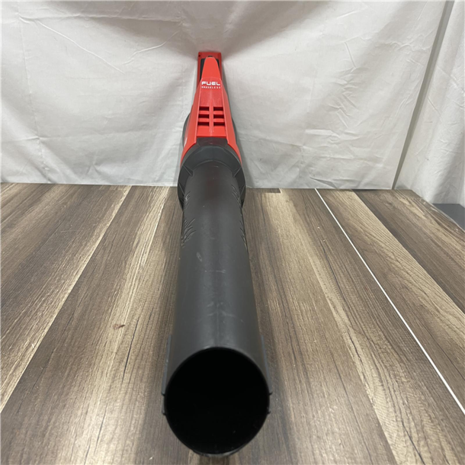 AS-IS Milwaukee M18 FUEL 120 MPH 500 CFM 18V Brushless Cordless Battery Powered Leaf Blower Kit