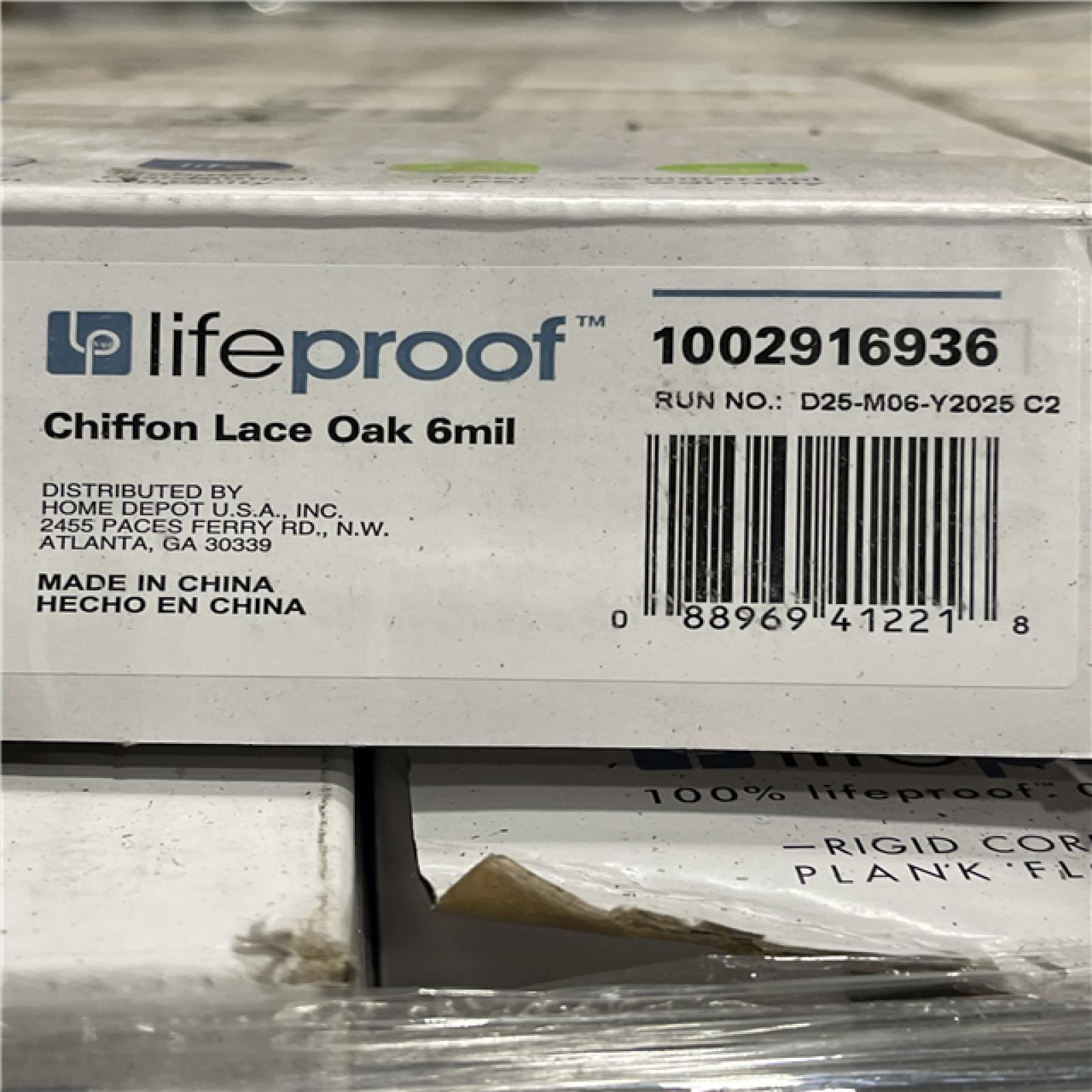 DALLAS LOCATION- Lifeproof Chiffon Lace Oak 6 MIL x 8.7 in. W x 48 in. L Click Lock Waterproof Luxury Vinyl Plank Flooring (39 CASES)