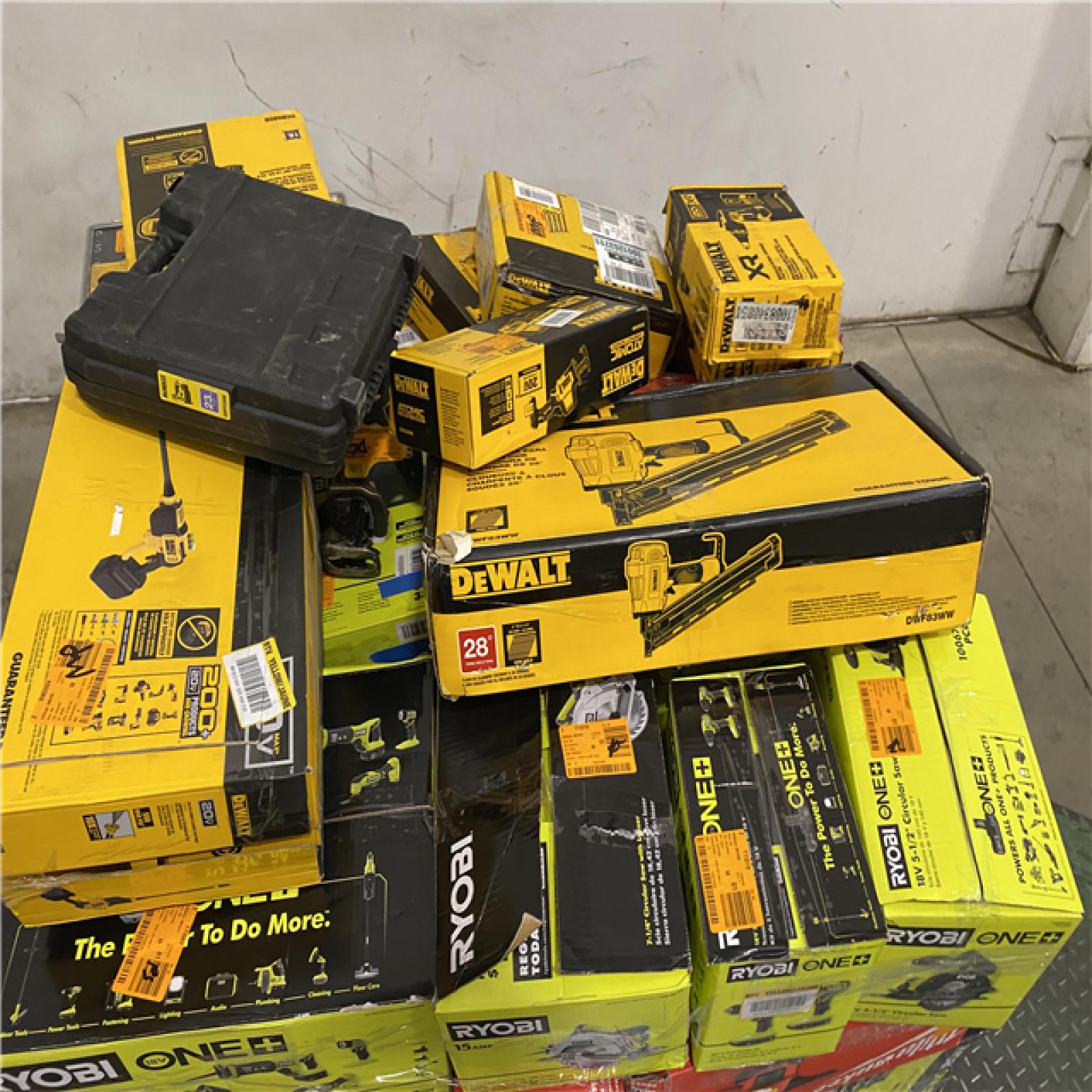 Dallas Location - As-Is Tool Pallet