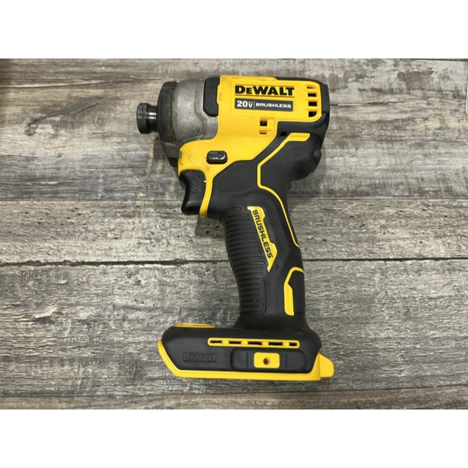 AS-IS DEWALT Atomic 20V Max Lithium-Ion Brushless Cordless Compact 1/4 in. Impact Driver Kit