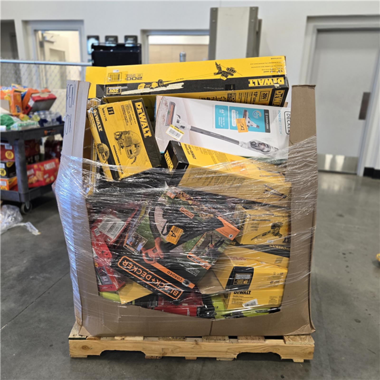 DALLAS LOCATION - AS-IS TOOL PALLET