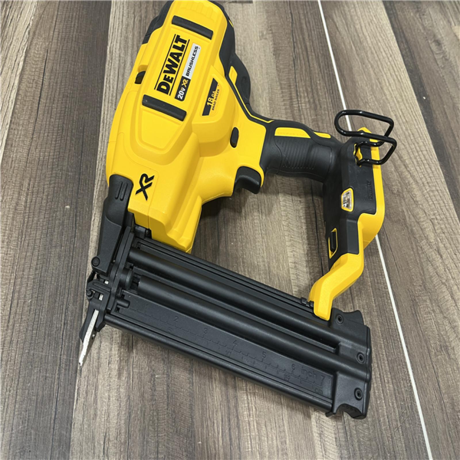 AS-IS DEWALT 20V MAX XR Lithium-Ion 18-Gauge Electric Cordless Brad Nailer, (1) 3.0Ah Battery, and Charger