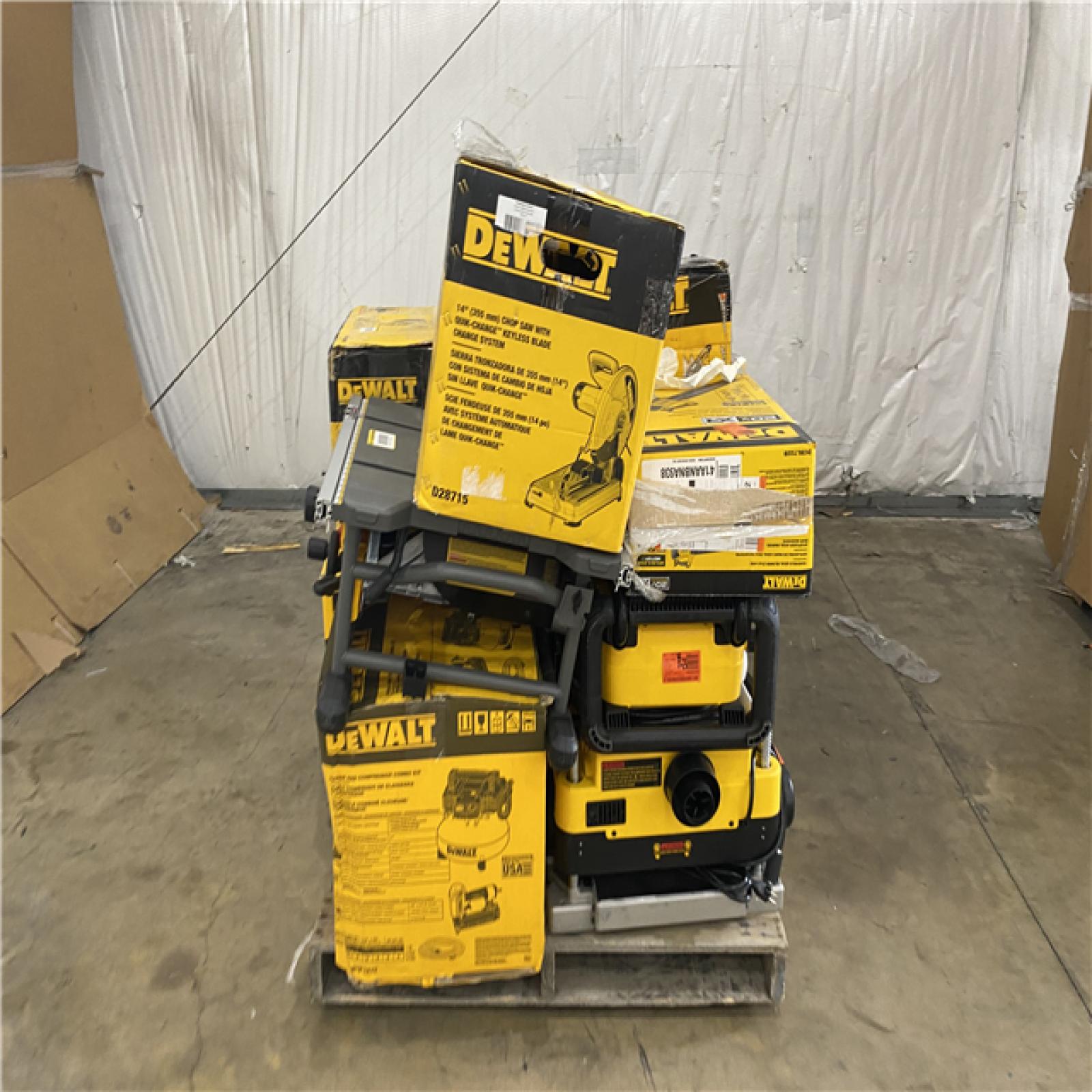 Houston Location AS IS - Tool Pallet