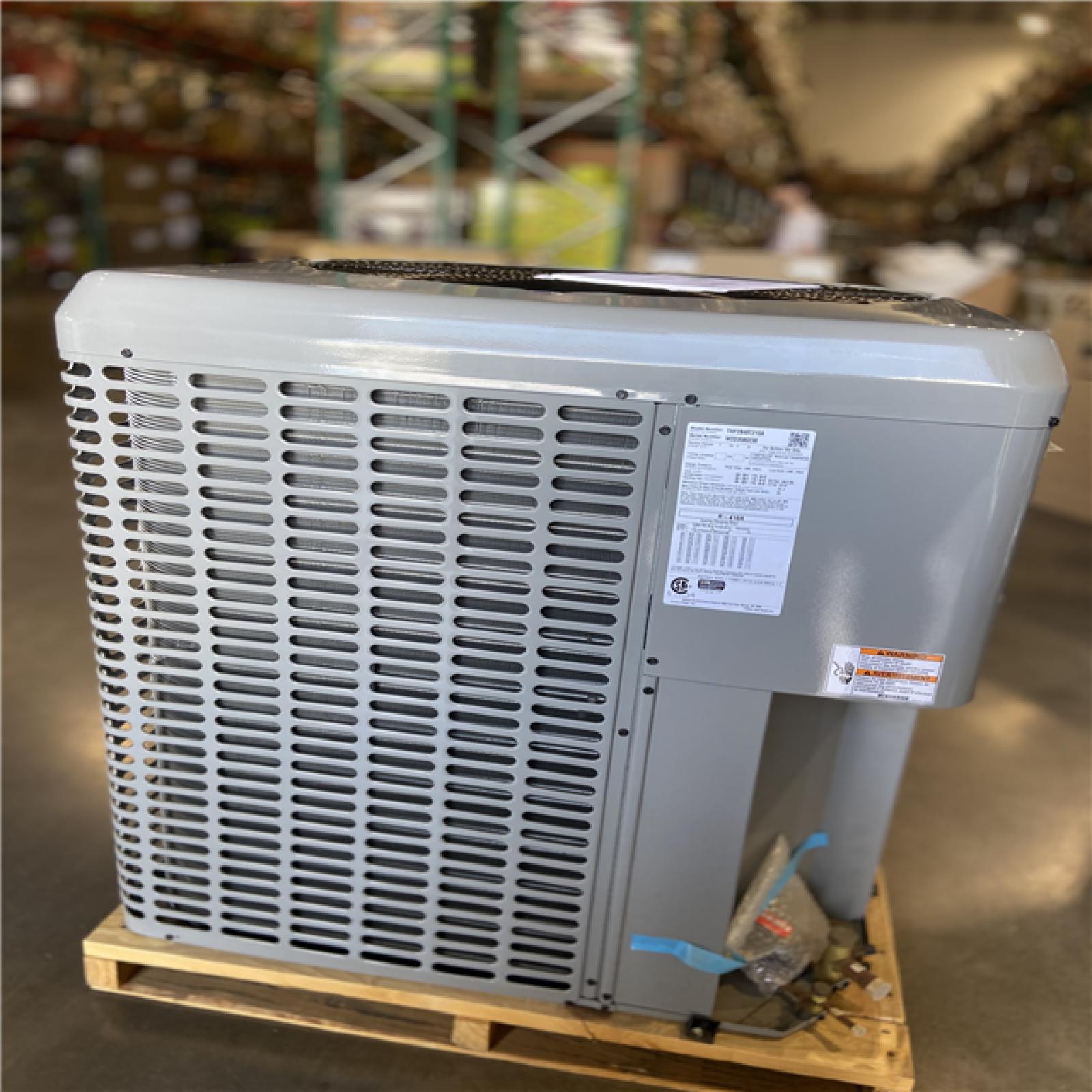 DALLAS LOCATION - Johnson Controls 4 Ton 15.2seer/7.8 Hspf 2-Stage Heat Pump