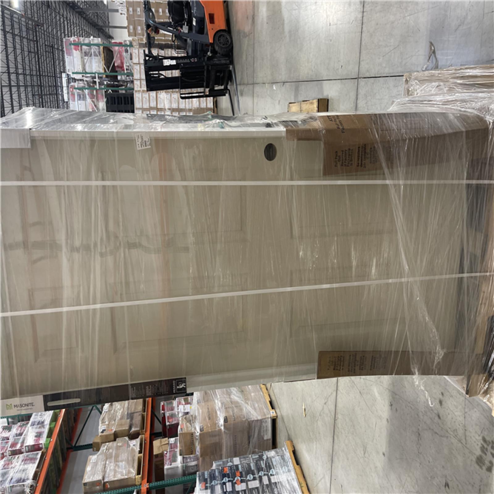 DALLAS LOCATION - Masonite 32 in. x 80 in. 6-Panel Left-Handed Solid-Core Textured Primed Composite Single Prehung Interior Door PALLET-(6 UNITS)