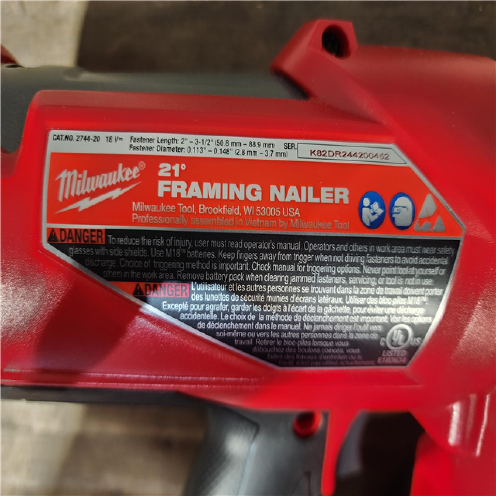 HOUSTON LOCATION - AS-IS (APPEARS LIKE NEW) Milwaukee 2744-20 M18 FUEL 3-1/2 in. 18V 21-Degree Lithium-Ion Brushless Cordless Framing Nailer (Tool-Only)