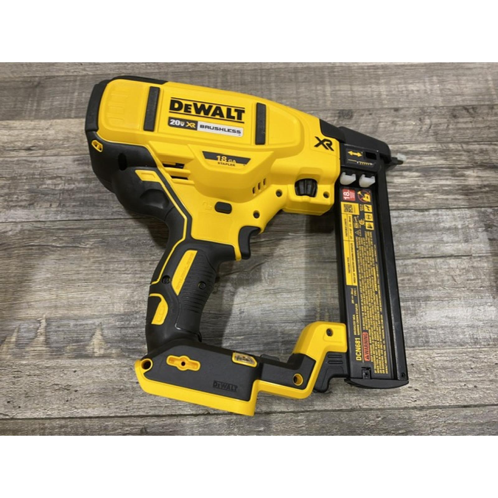 AS-IS DEWALT 20V MAX XR Lithium-Ion Cordless 18-Gauge Narrow Crown Stapler Kit