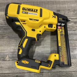 AS-IS DEWALT 20V MAX XR Lithium-Ion Cordless 18-Gauge Narrow Crown Stapler Kit