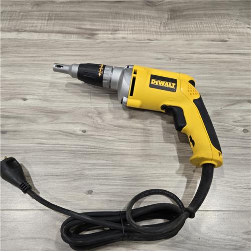 LIKE NEW!- Dewalt 4000 RPM Variable Speed Reversible Drywall Screw Gun