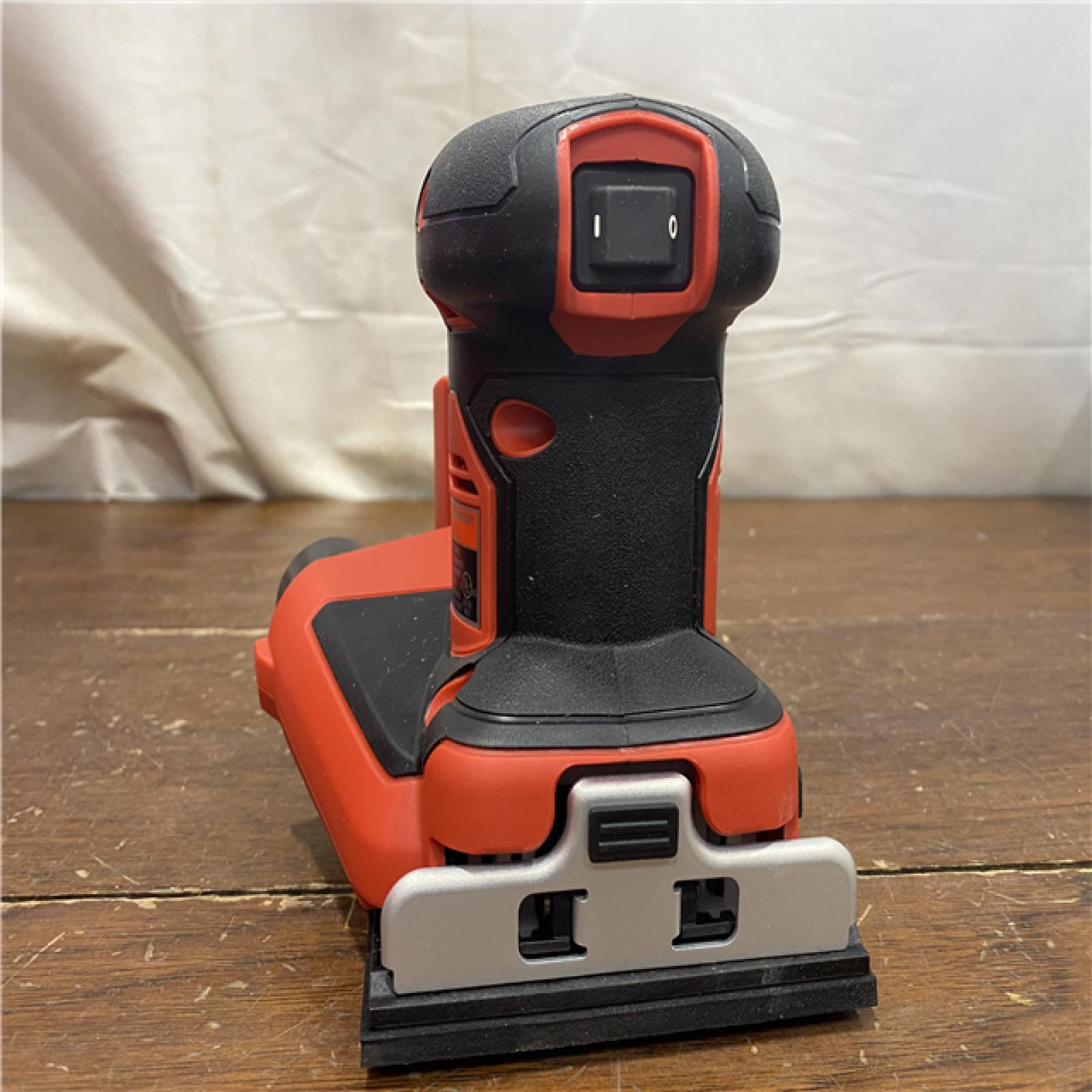 AS-IS Milwaukee 1/4 in. Sheet Sander (Tool-Only)