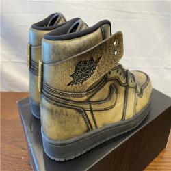 NEW! Nike Jordan 1 Retro High OG Wings - Size 9, Black/Metallic Gold