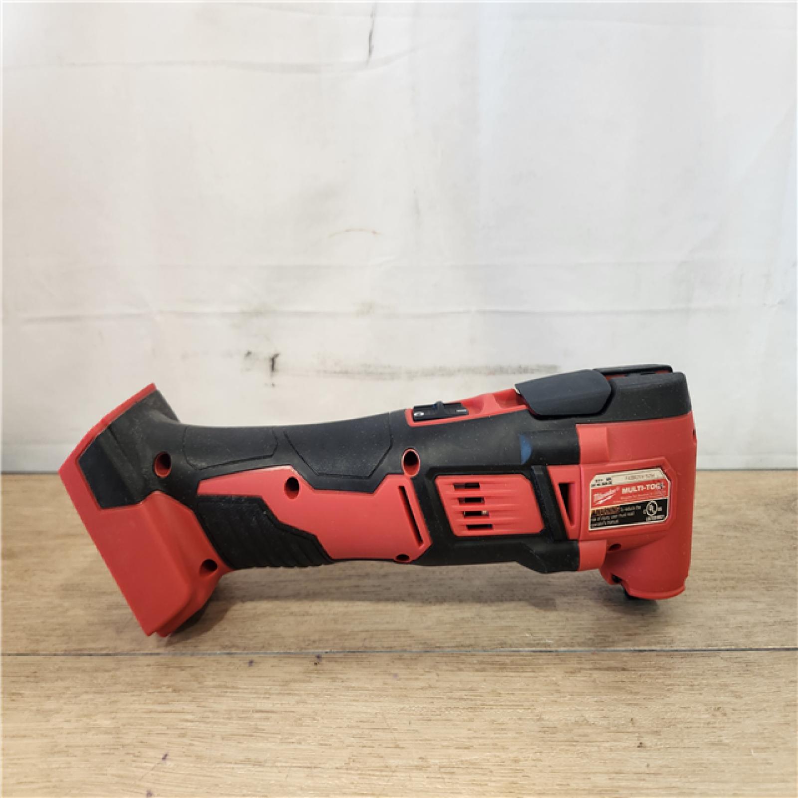 AS-IS- Milwaukee M18 18V Lithium-Ion Cordless Oscillating Multi-Tool (Tool-Only)