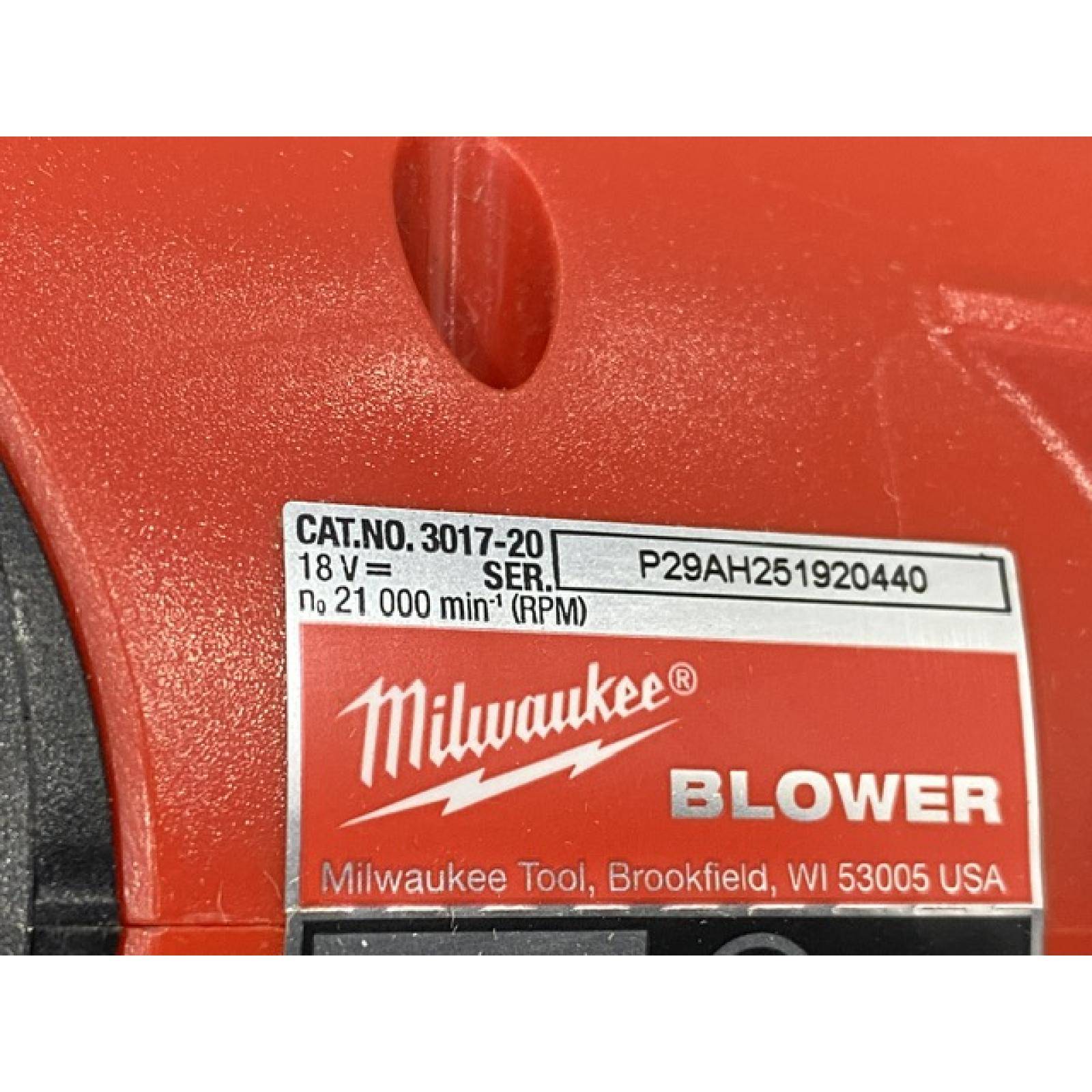 AS-IS Milwaukee FUEL 120 MPH 500 CFM 18V Lithium-Ion Brushless Cordless Handheld Blower (Tool-Only)