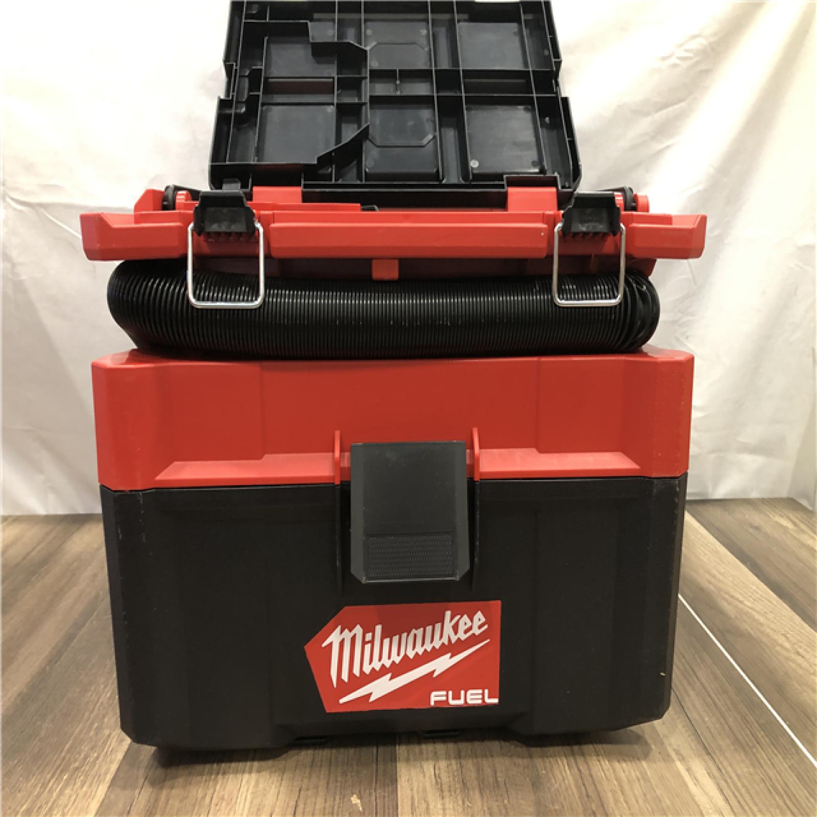 AS-IS Milwaukee FUEL PACKOUT 18-Volt Lithium-Ion Cordless 2.5 Gal. Wet/Dry Vacuum (Vacuum-Only)