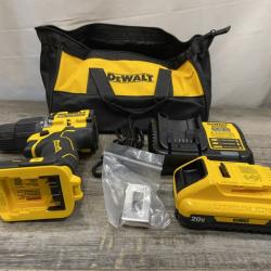 LIKE NEW - DEWALT ATOMIC 20V Cordless 1/2 in. Compact Hammer Drill Kit