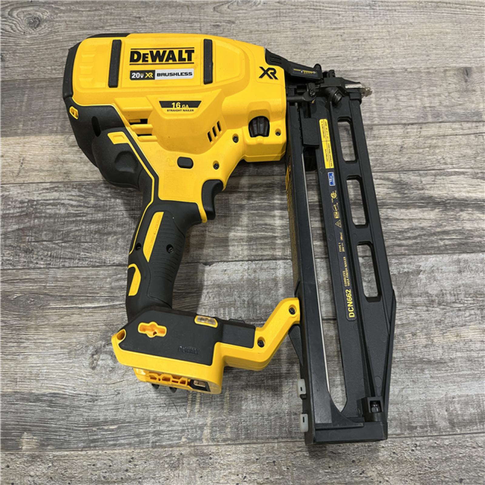 AS-IS DEWALT 20V MAX XR 16-Gauge Lithium-Ion Cordless Finish Nailer (Tool Only)
